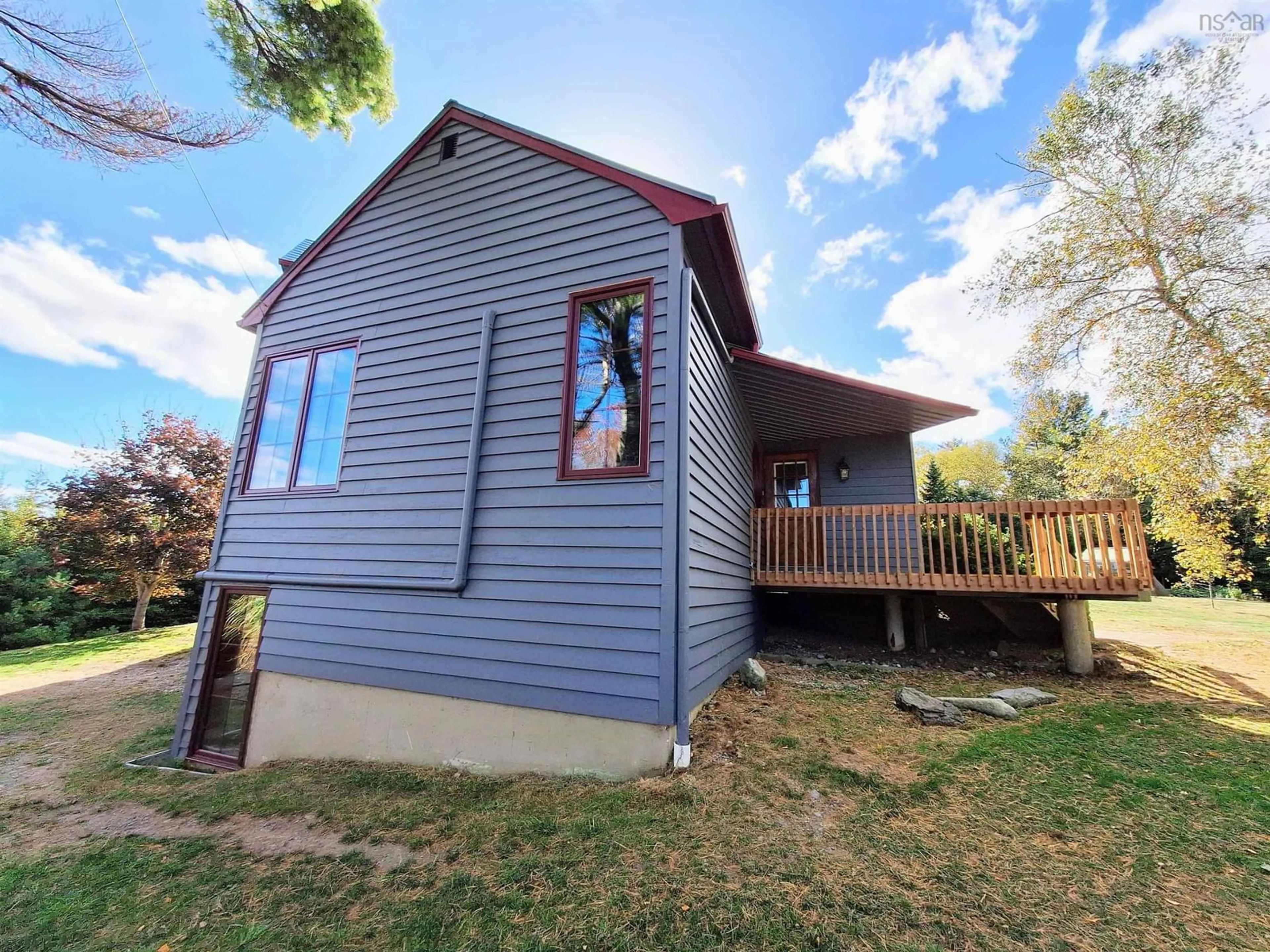 Home with vinyl exterior material, unknown for 192 Barracks Cove Rd, Reids Hill Nova Scotia B0T 1W0