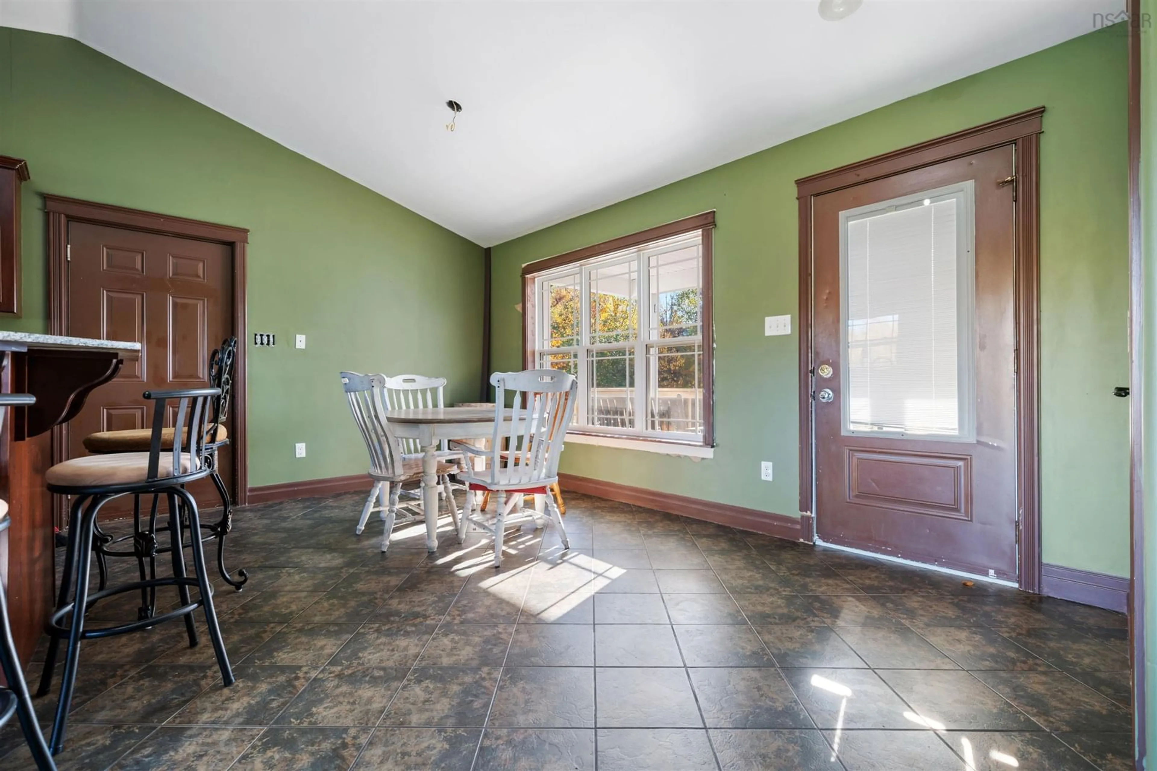 Unknown for 87 New Row, Thorburn Nova Scotia B0K 1W0