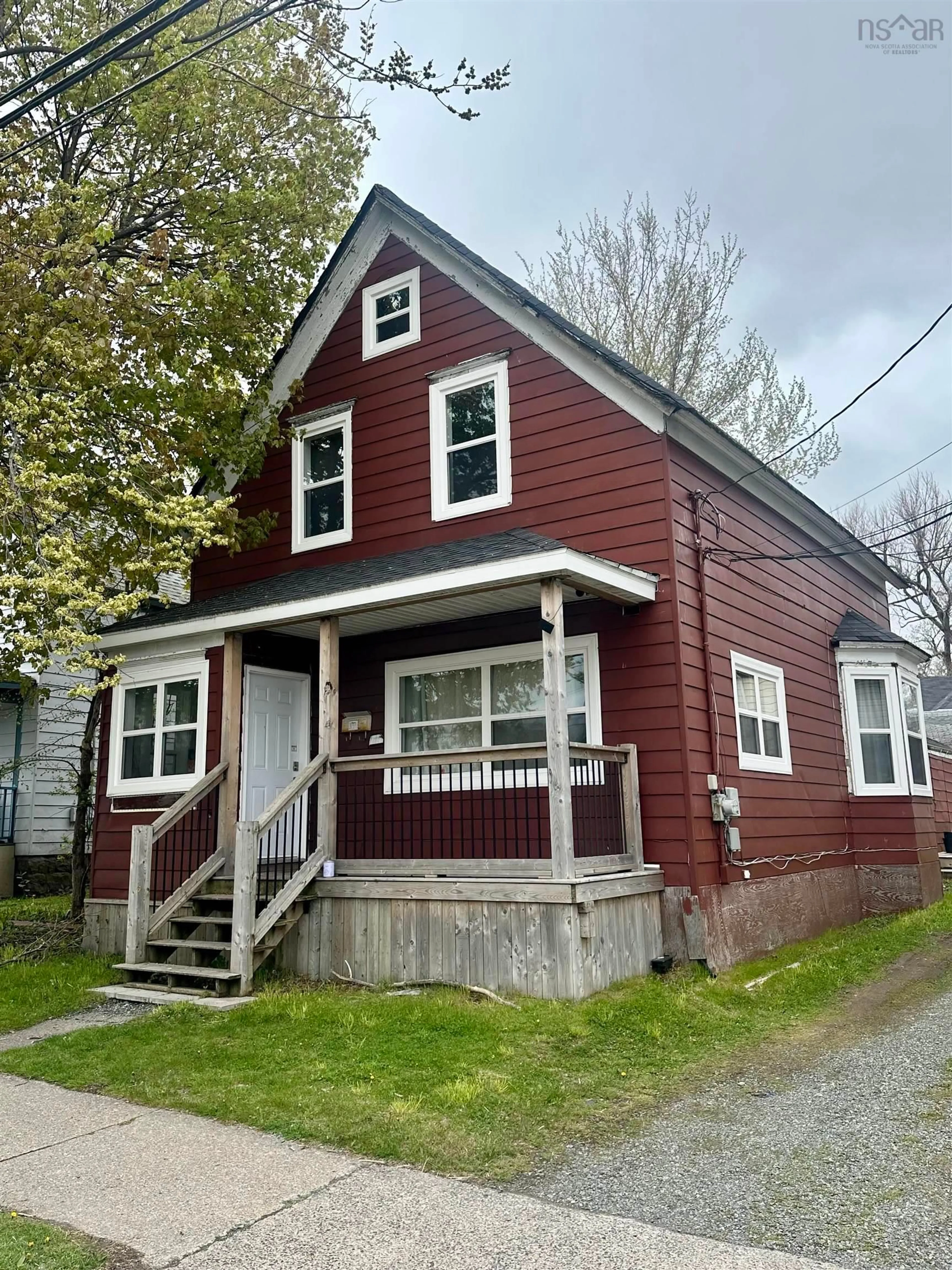 Home with vinyl exterior material, street for 177 Dorchester St, Sydney Nova Scotia B1P 5Z5