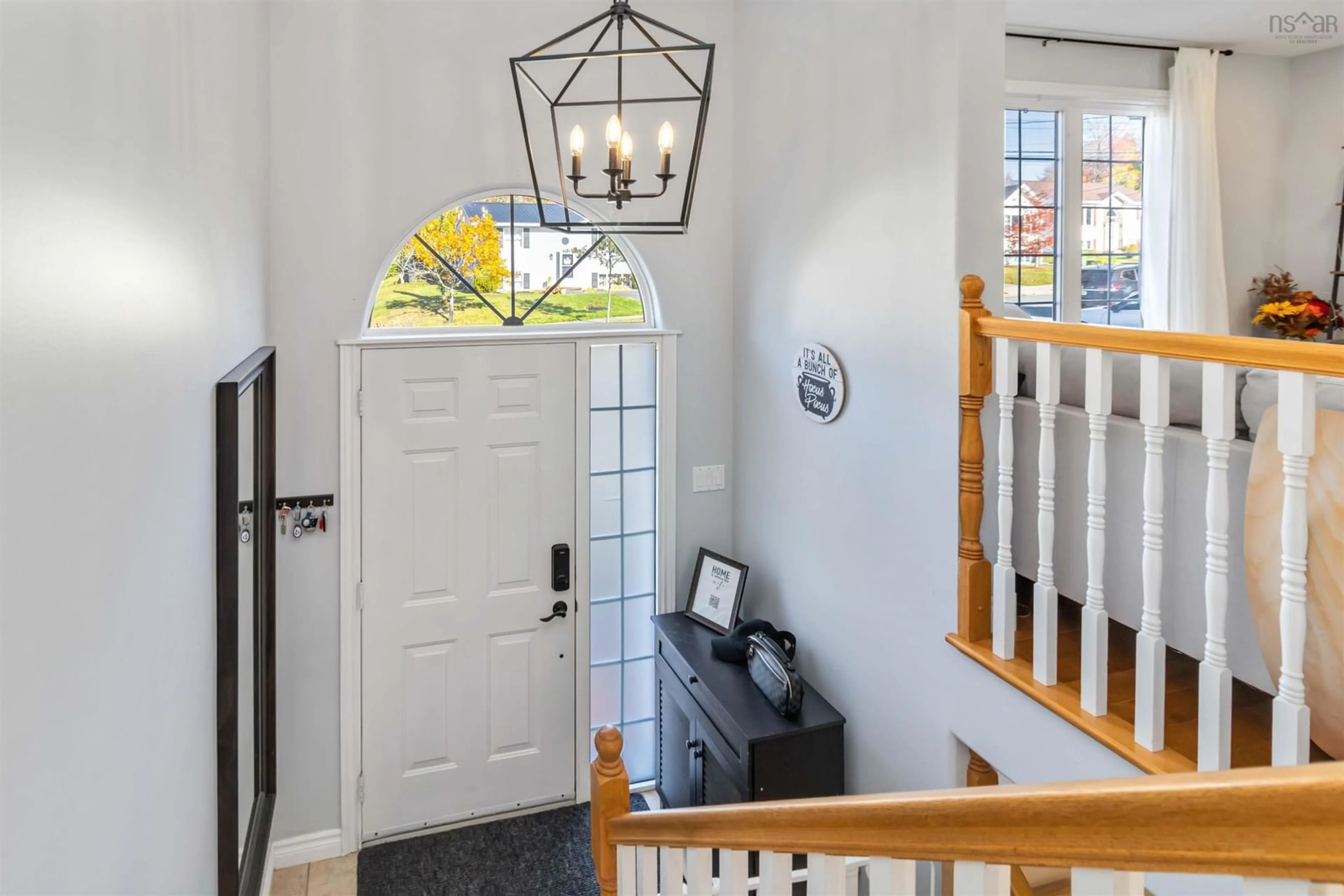 Indoor entryway for 39 Rossing Dr, Middle Sackville Nova Scotia B4E 3E5