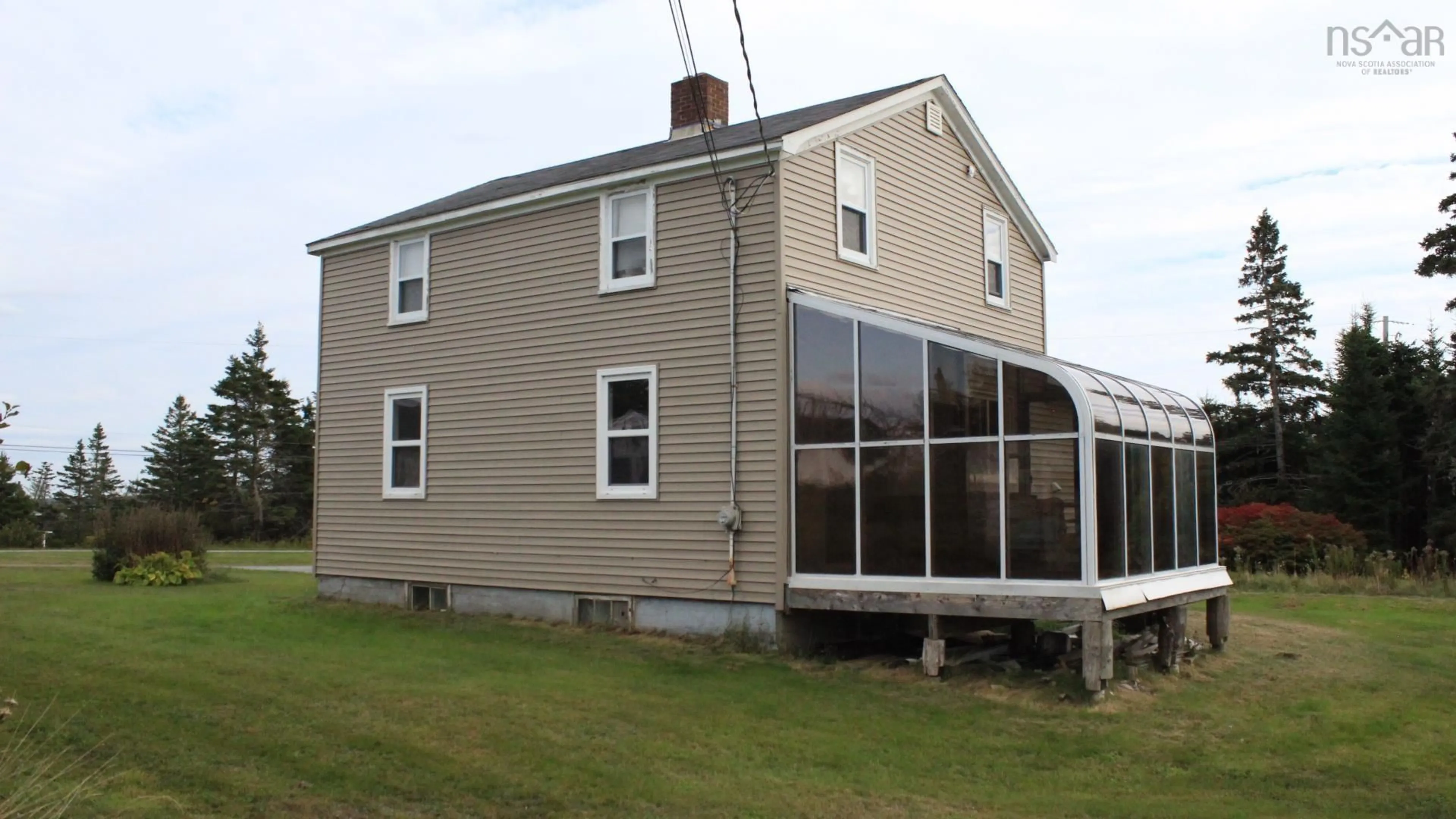 Home with vinyl exterior material, building for 3 Flower Garden Lane, Halifax Nova Scotia B0J 1Y0