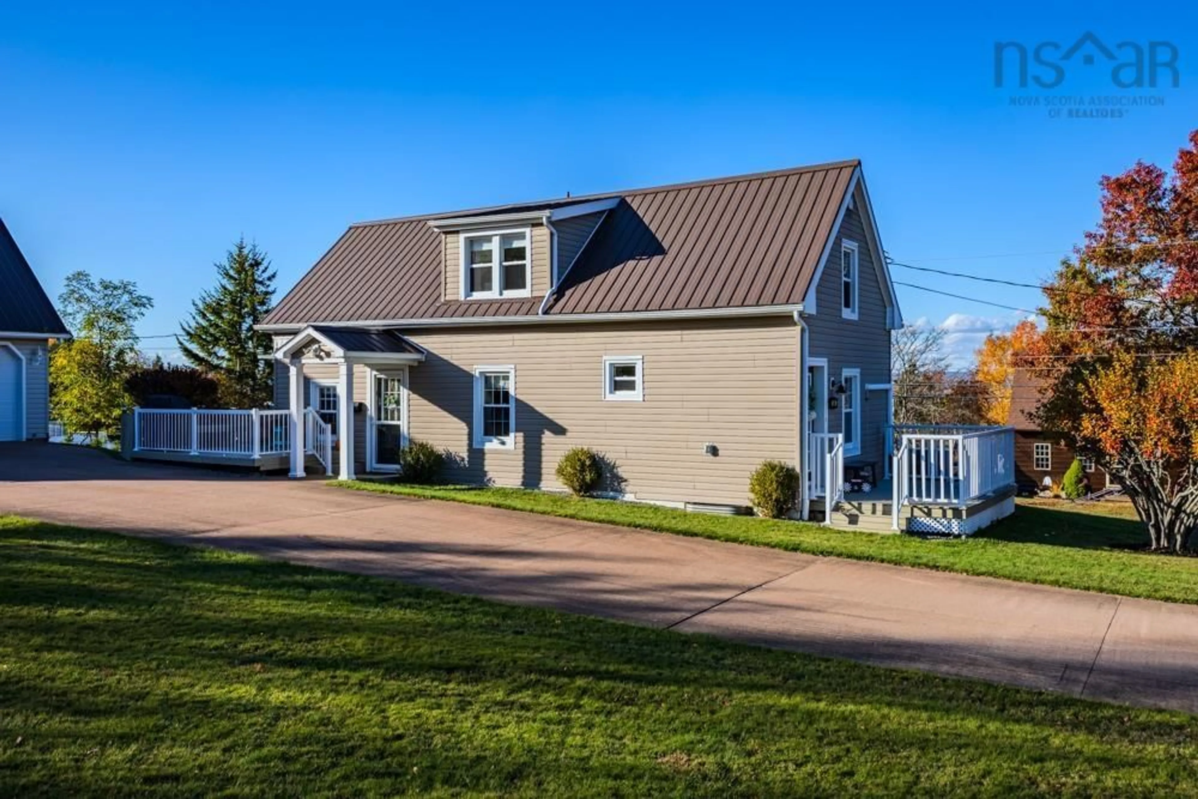 Home with vinyl exterior material, unknown for 84 Centennial Dr, Truro Nova Scotia B2N 2L5
