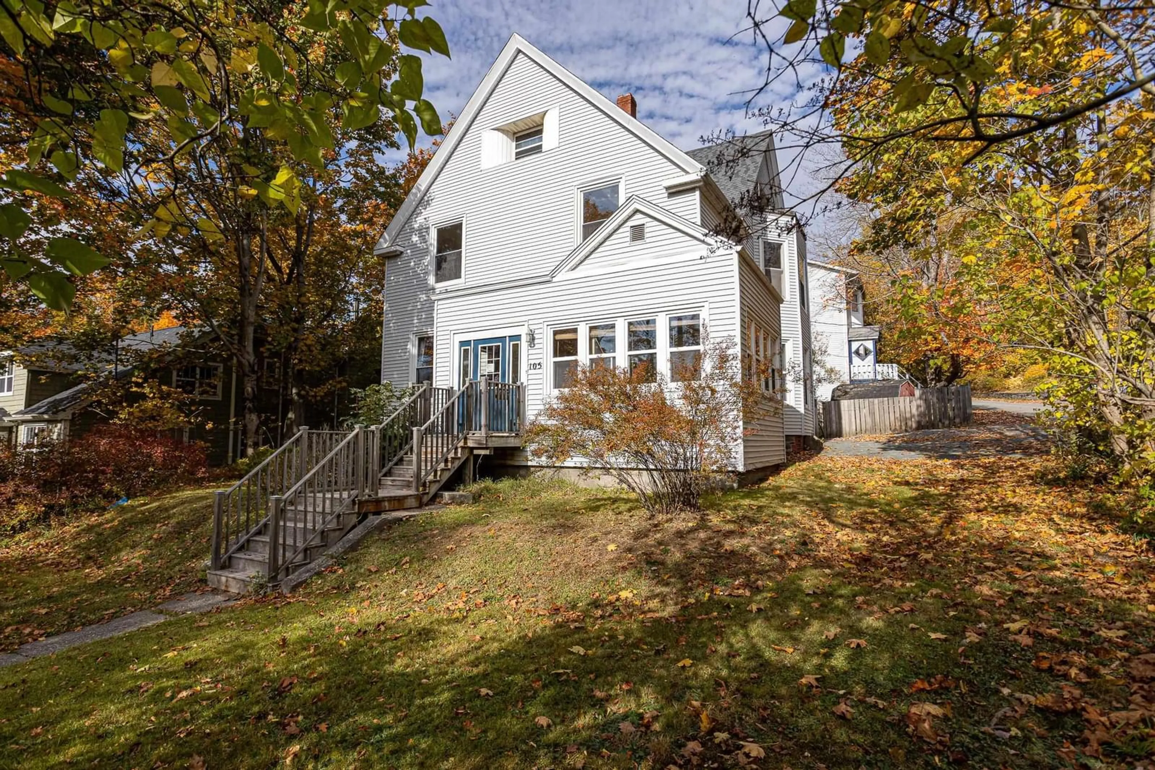 A pic from outside/outdoor area/front of a property/back of a property/a pic from drone, street for 105 Pleasant St, Dartmouth Nova Scotia B2Y 3P7