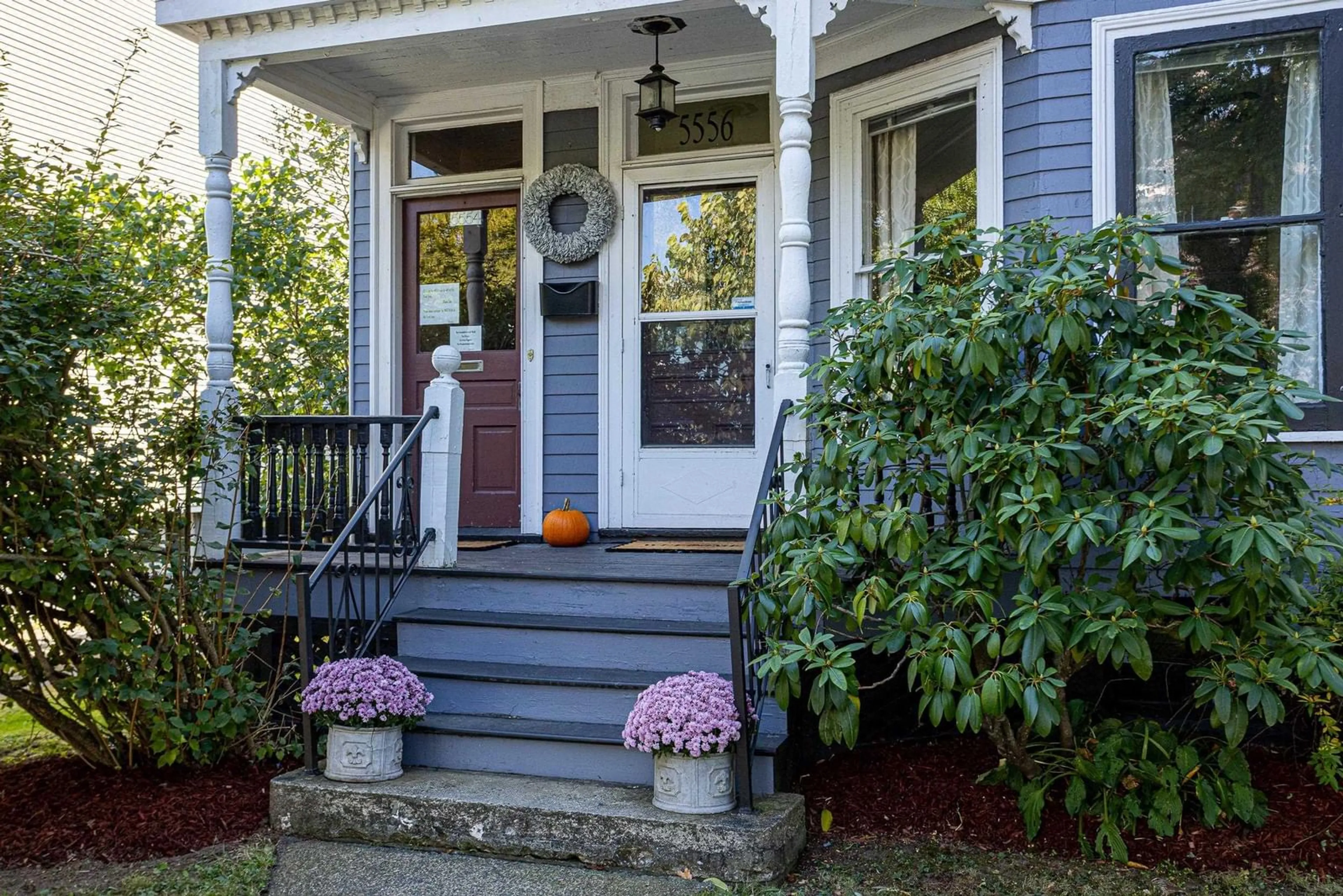 Home with vinyl exterior material, street for 5554- 5556 Atlantic St, Halifax Nova Scotia B3H 1G4
