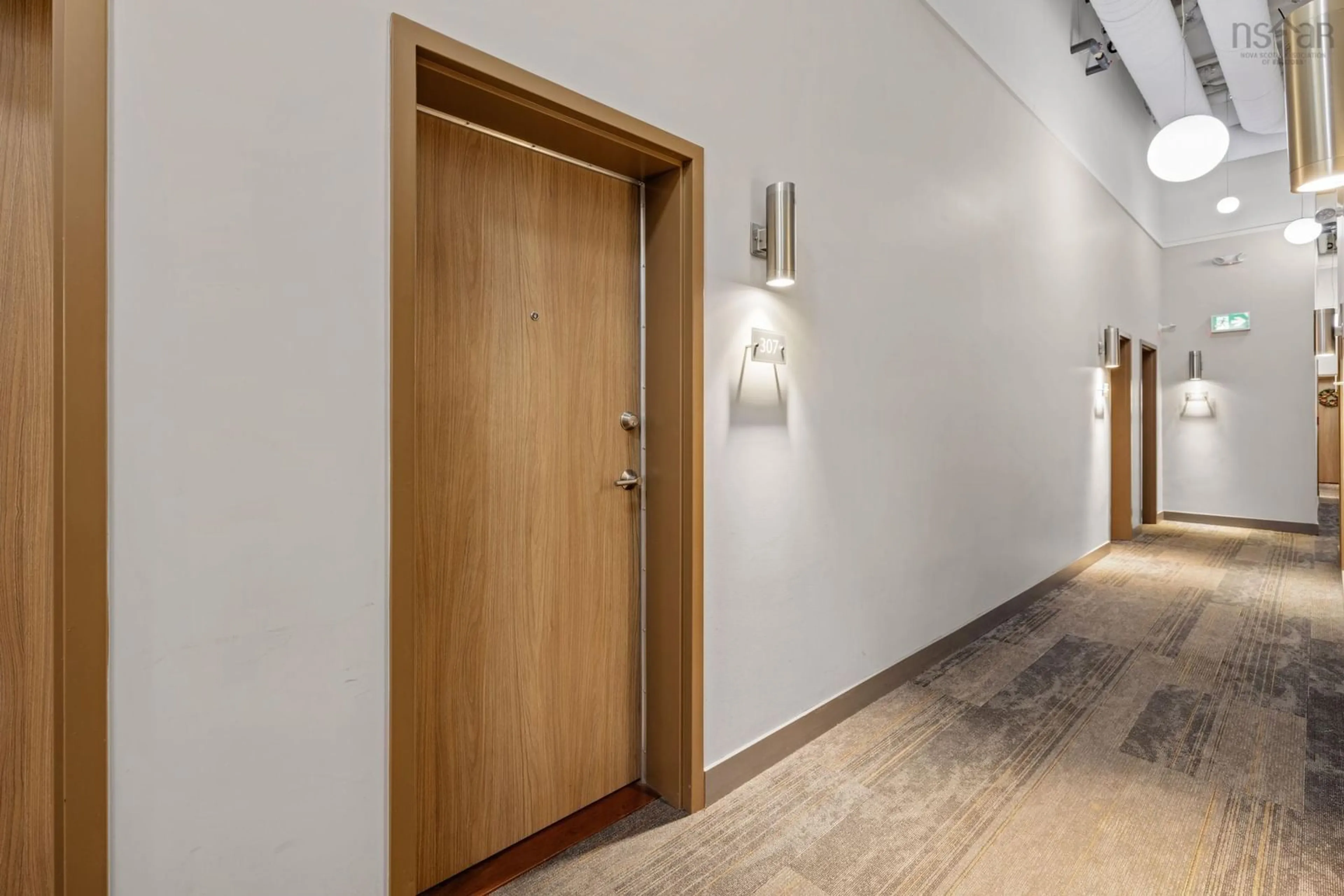 Indoor foyer for 5662 Roberts St #307, Halifax Nova Scotia B3K 0E3