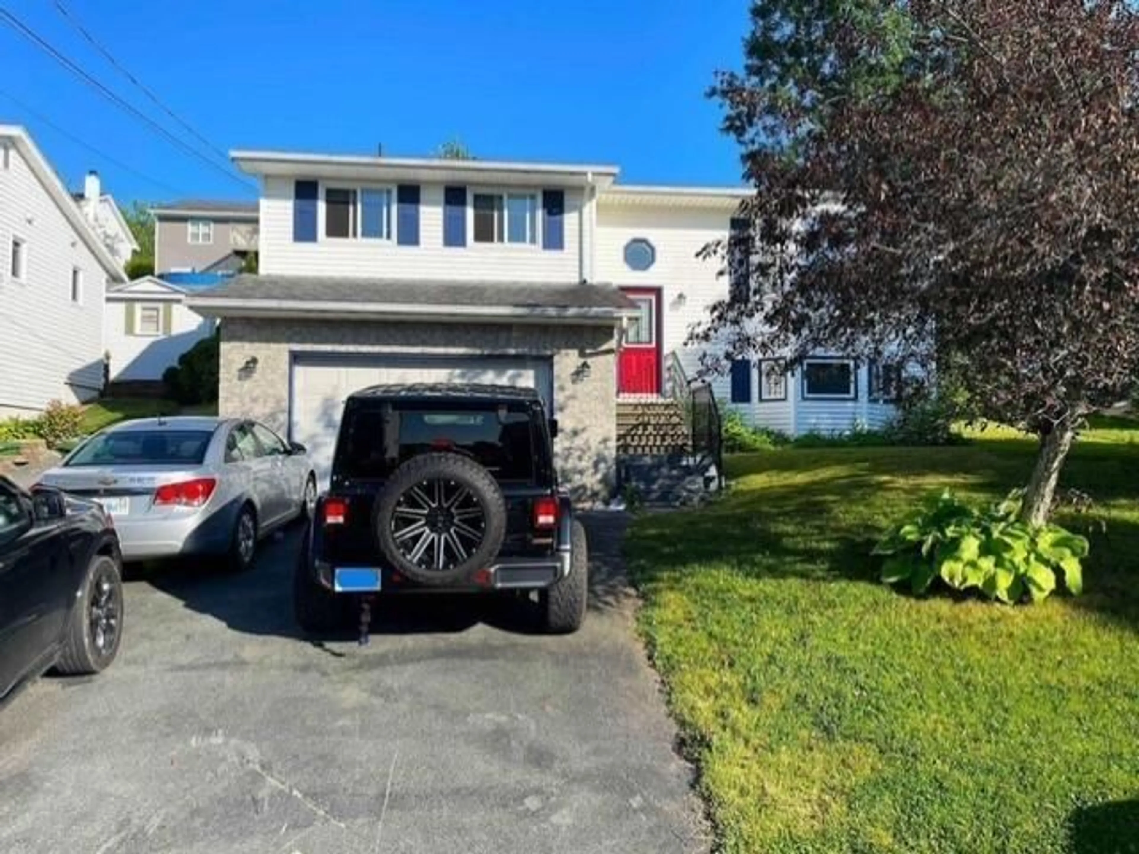 A pic from outside/outdoor area/front of a property/back of a property/a pic from drone, street for 31 Yerevan Dr, Lower Sackville Nova Scotia B4C 4A9
