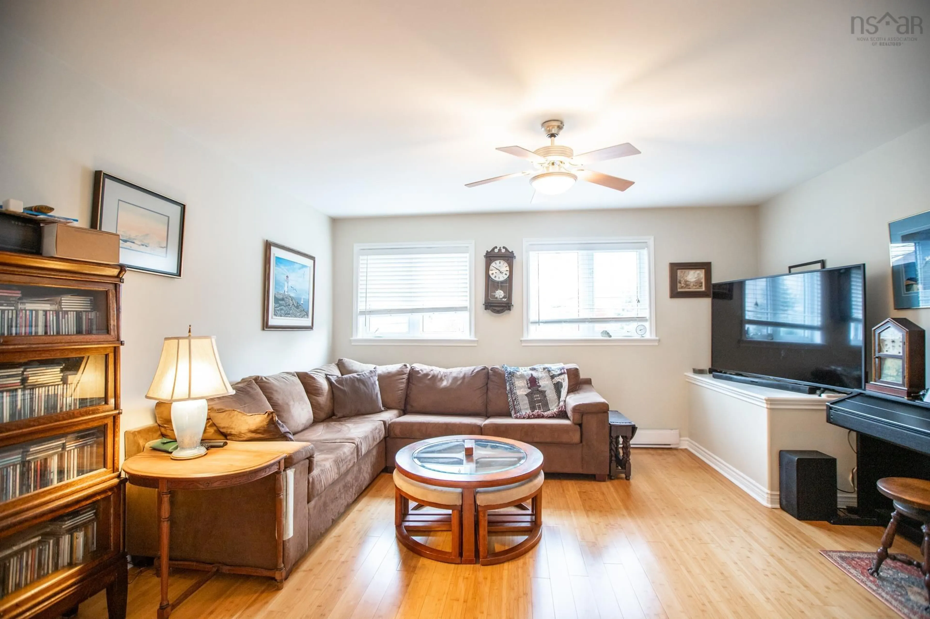 Living room with furniture, wood/laminate floor for 110 Oceanview Dr, Bedford Nova Scotia B4A 4C5