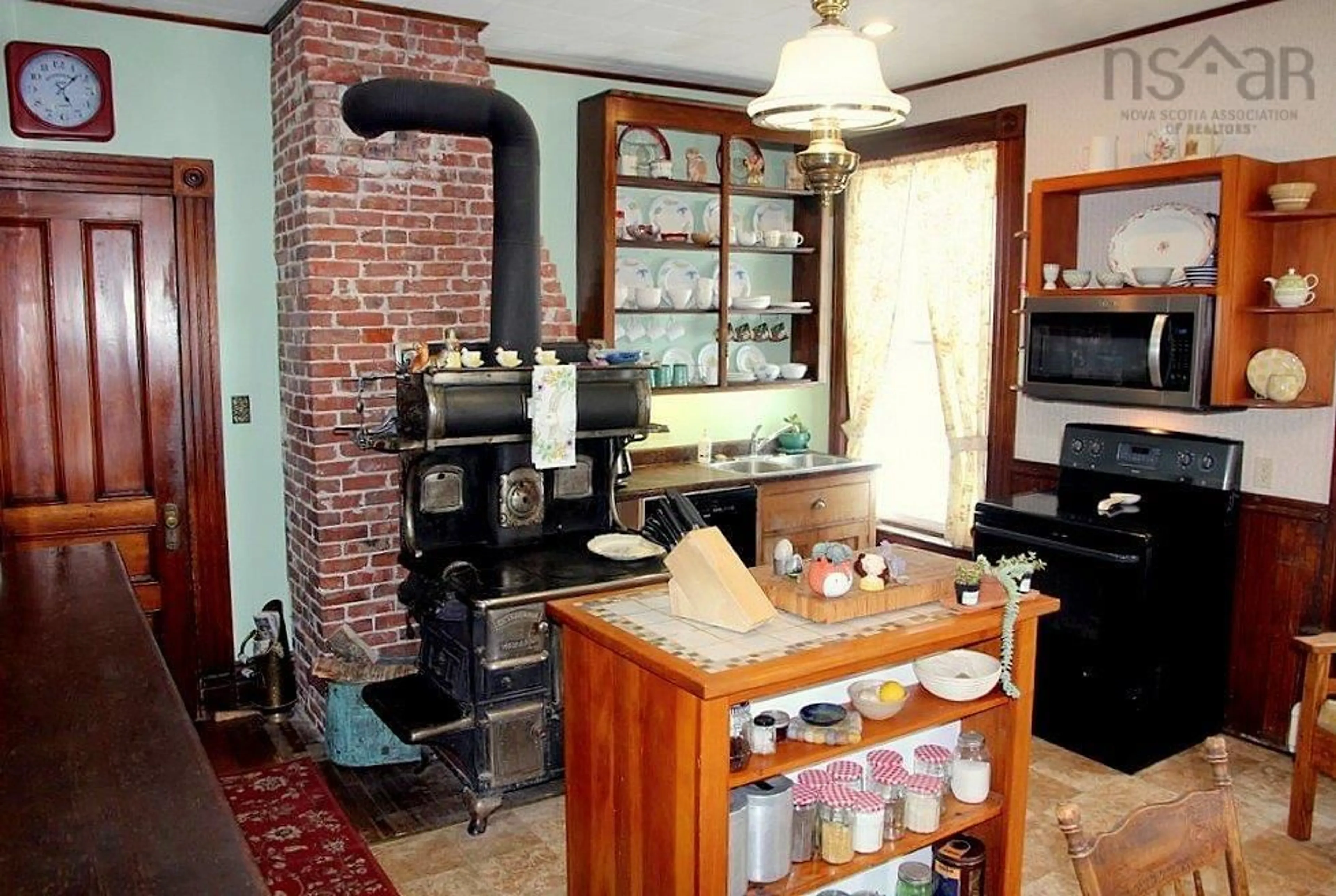 Standard kitchen, unknown for 15726 Central Ave, Inverness Nova Scotia B0E 1N0