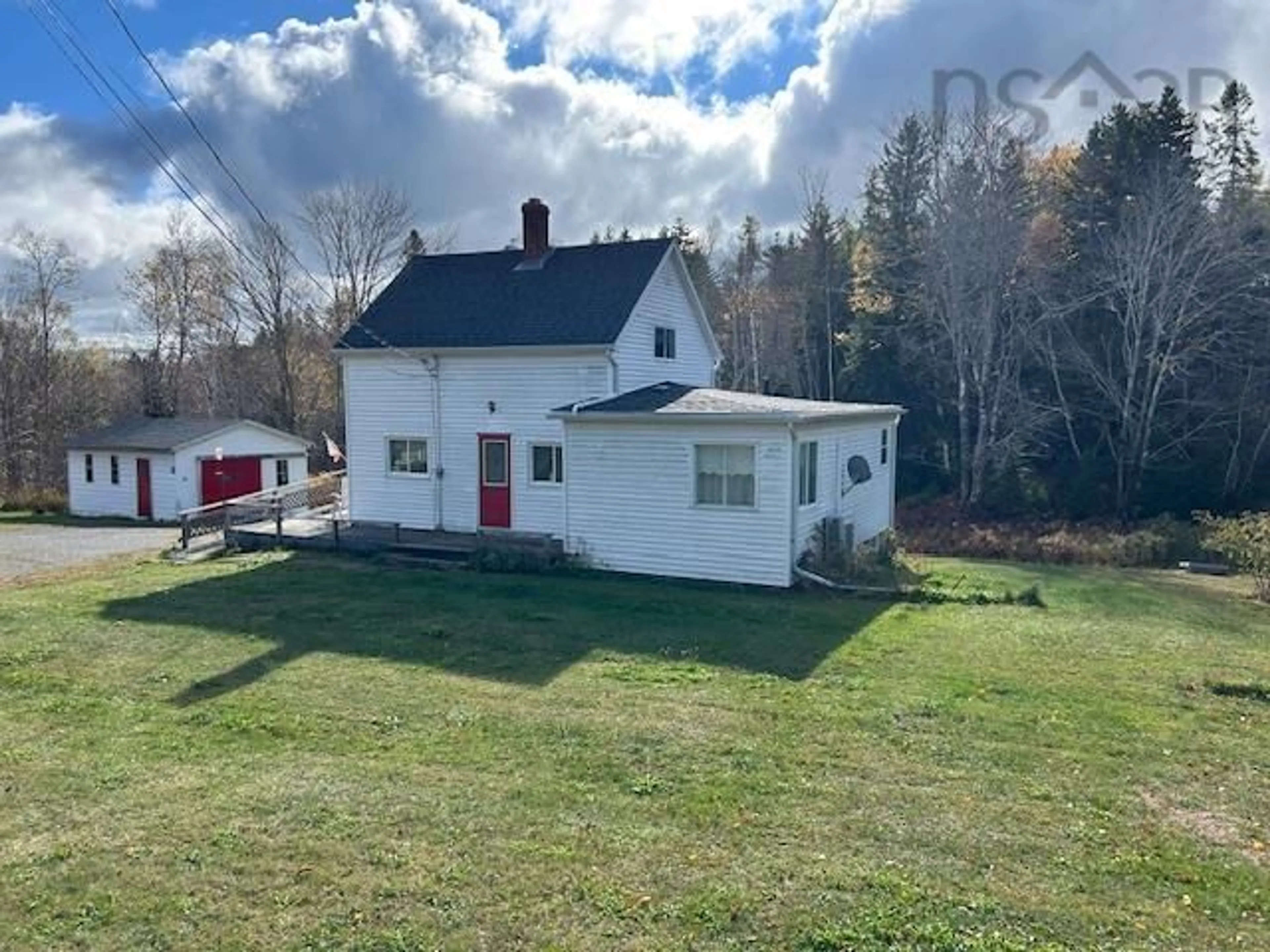A pic from outside/outdoor area/front of a property/back of a property/a pic from drone, building for 9658 Highway 215, Walton Nova Scotia B0N 2R0