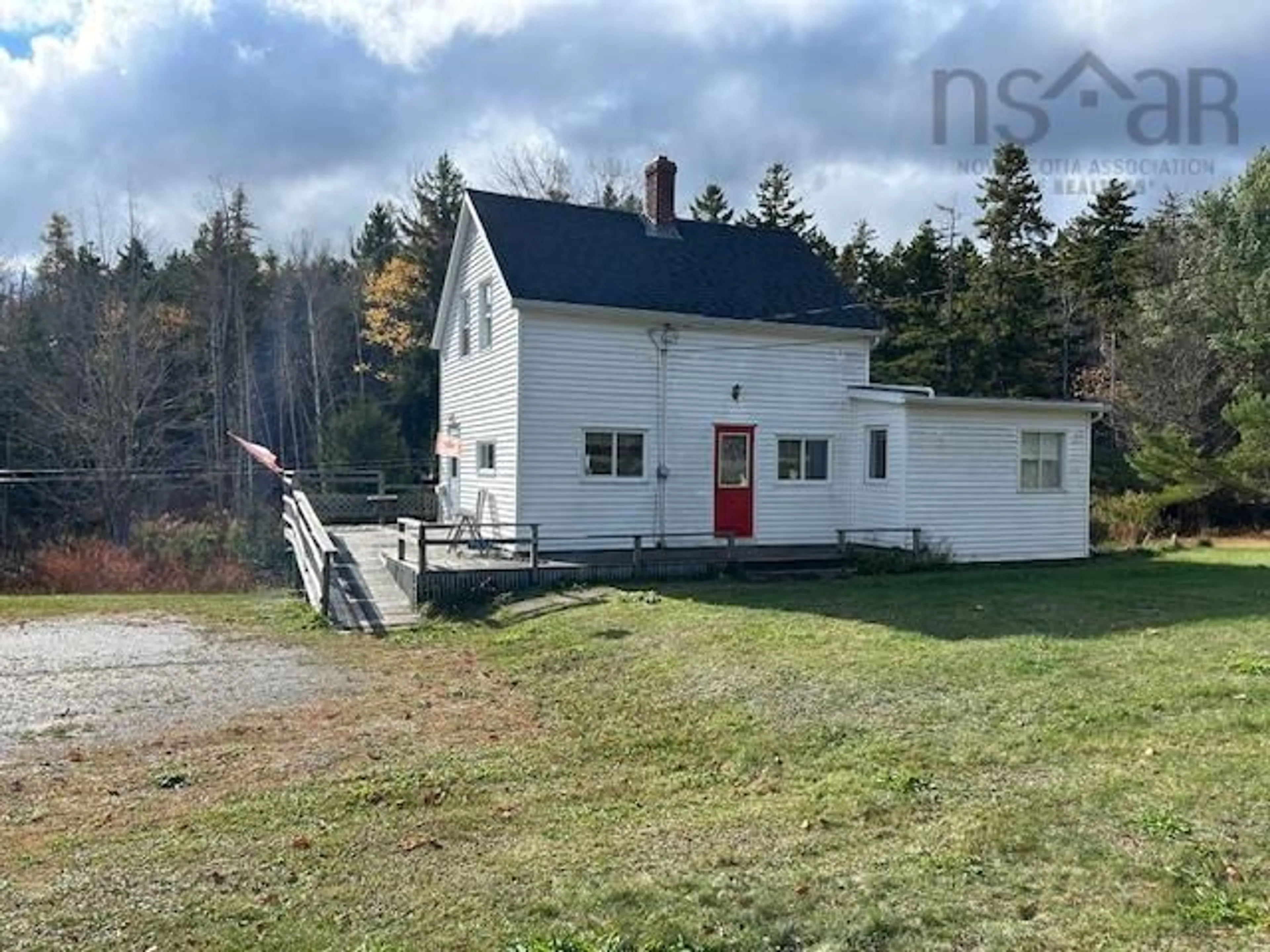 A pic from outside/outdoor area/front of a property/back of a property/a pic from drone, building for 9658 Highway 215, Walton Nova Scotia B0N 2R0