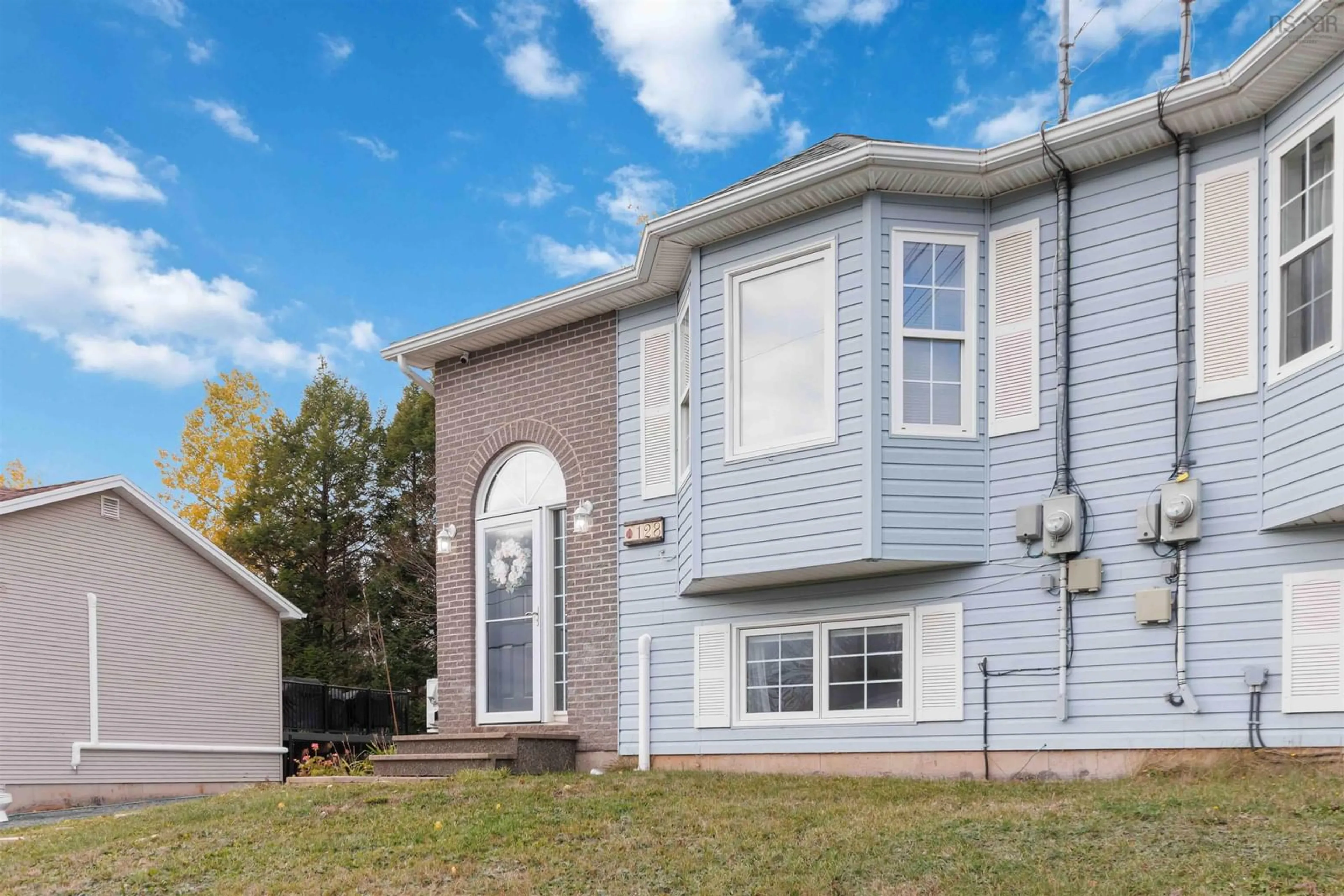 Home with vinyl exterior material, unknown for 128 Hemlock Dr, Elmsdale Nova Scotia B2S 1B8