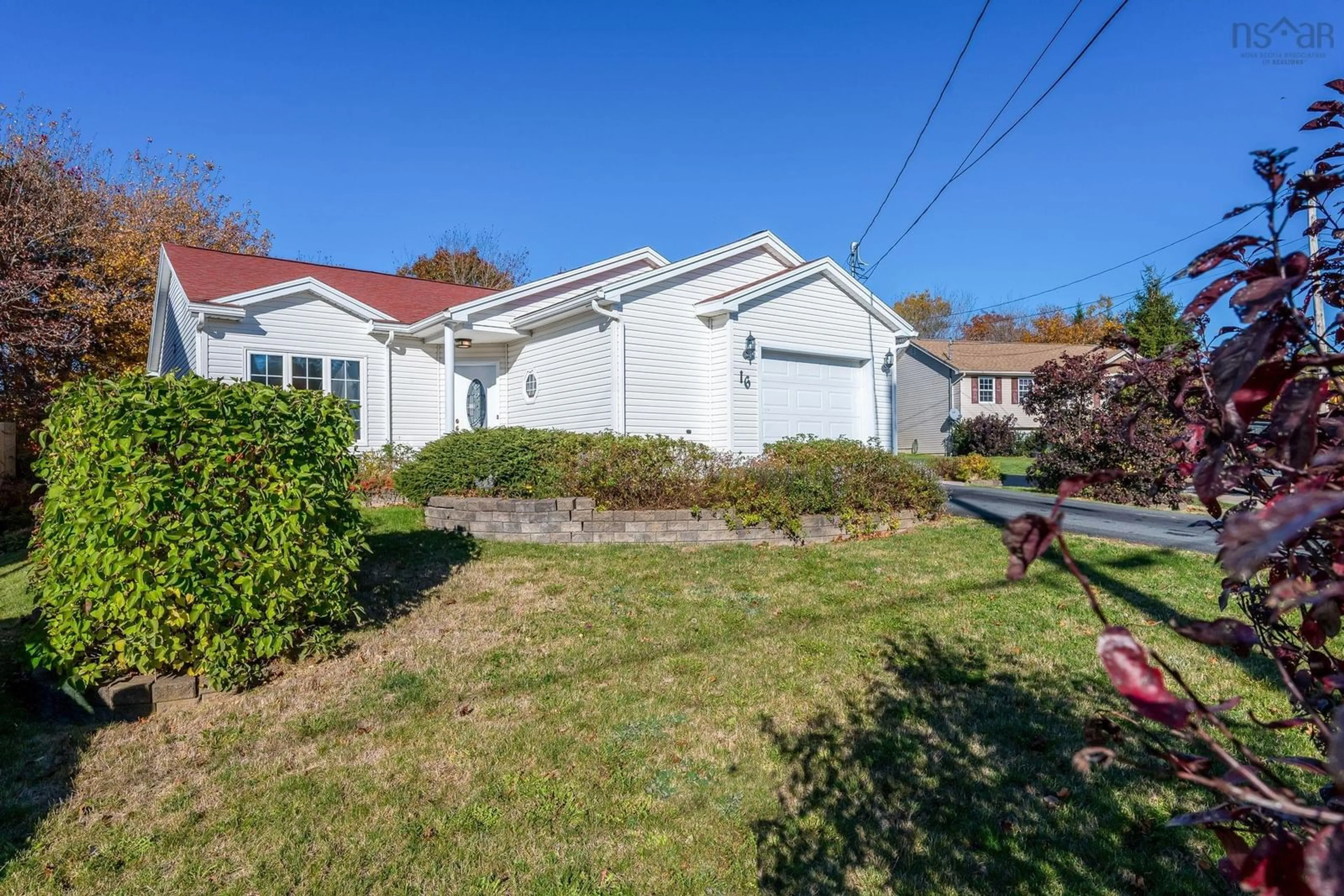 A pic from outside/outdoor area/front of a property/back of a property/a pic from drone, street for 16 White Dove Crt, Halifax Nova Scotia B3N 3G5