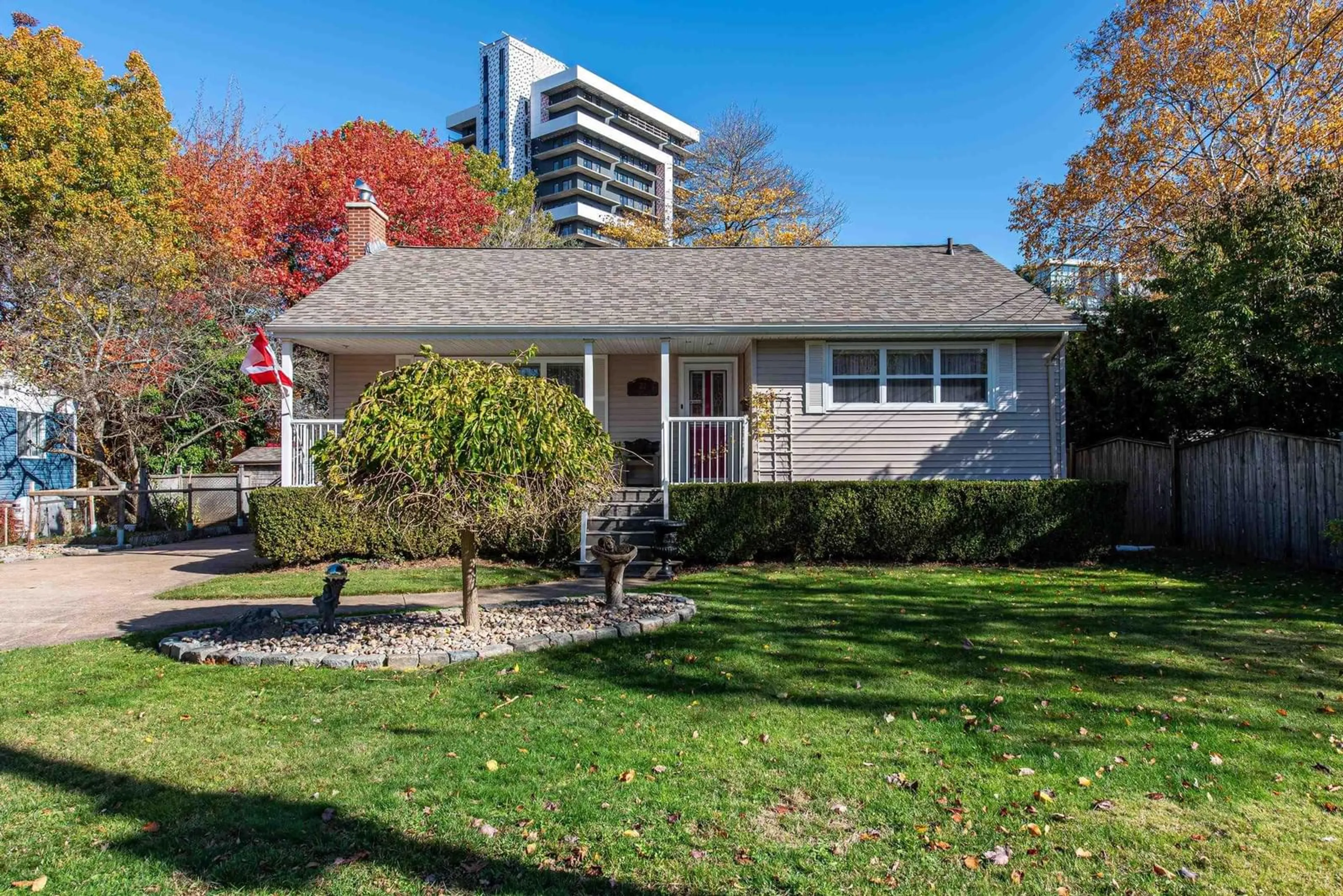 Unknown for 22 Douglas Cres, Halifax Nova Scotia B3M 3E3