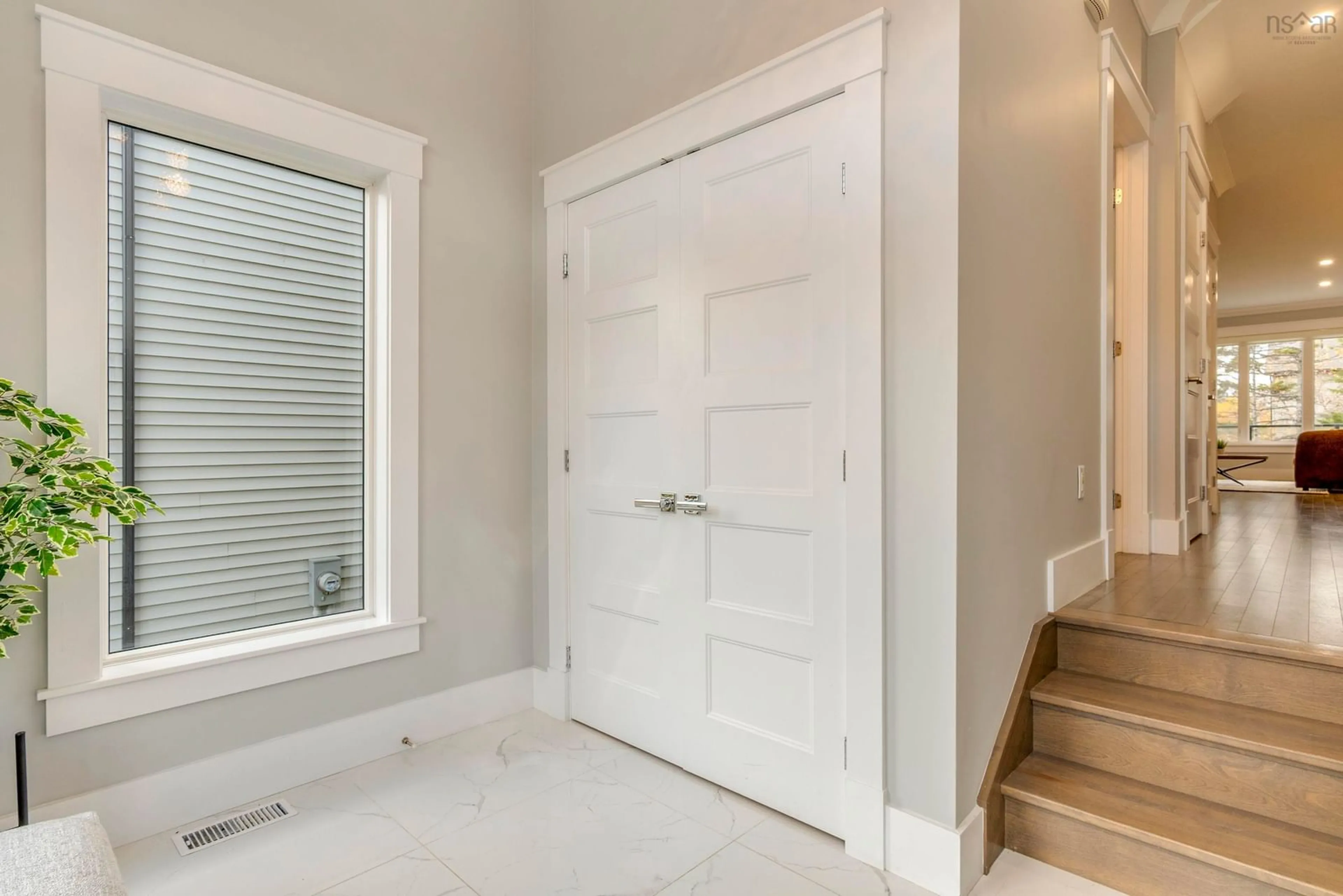 Indoor entryway for 99 Tilbury Ave, Bedford Nova Scotia B4B 0X9