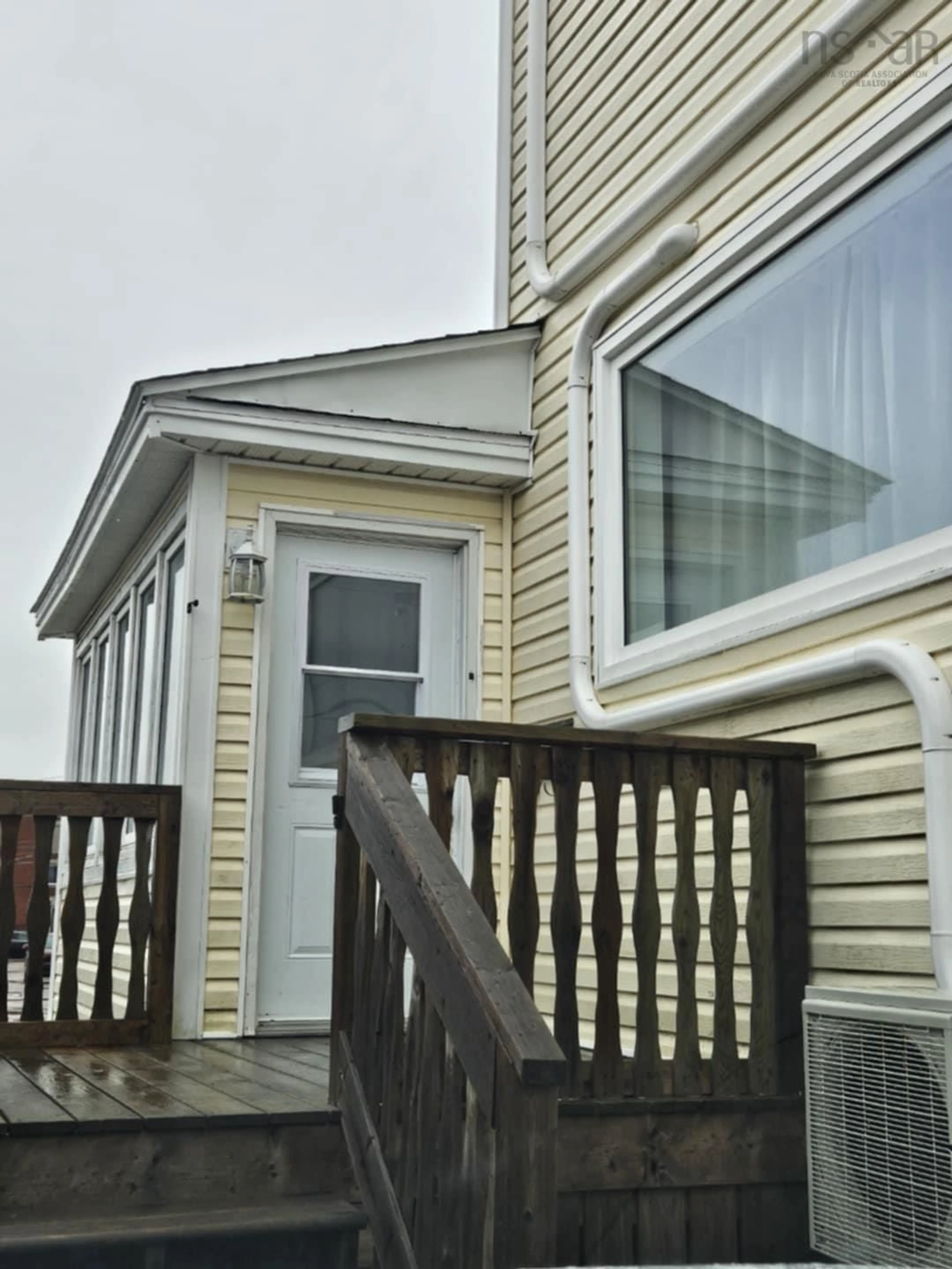 Home with vinyl exterior material, unknown for 14 Prince Arthur St, Amherst Nova Scotia B4H 1V4