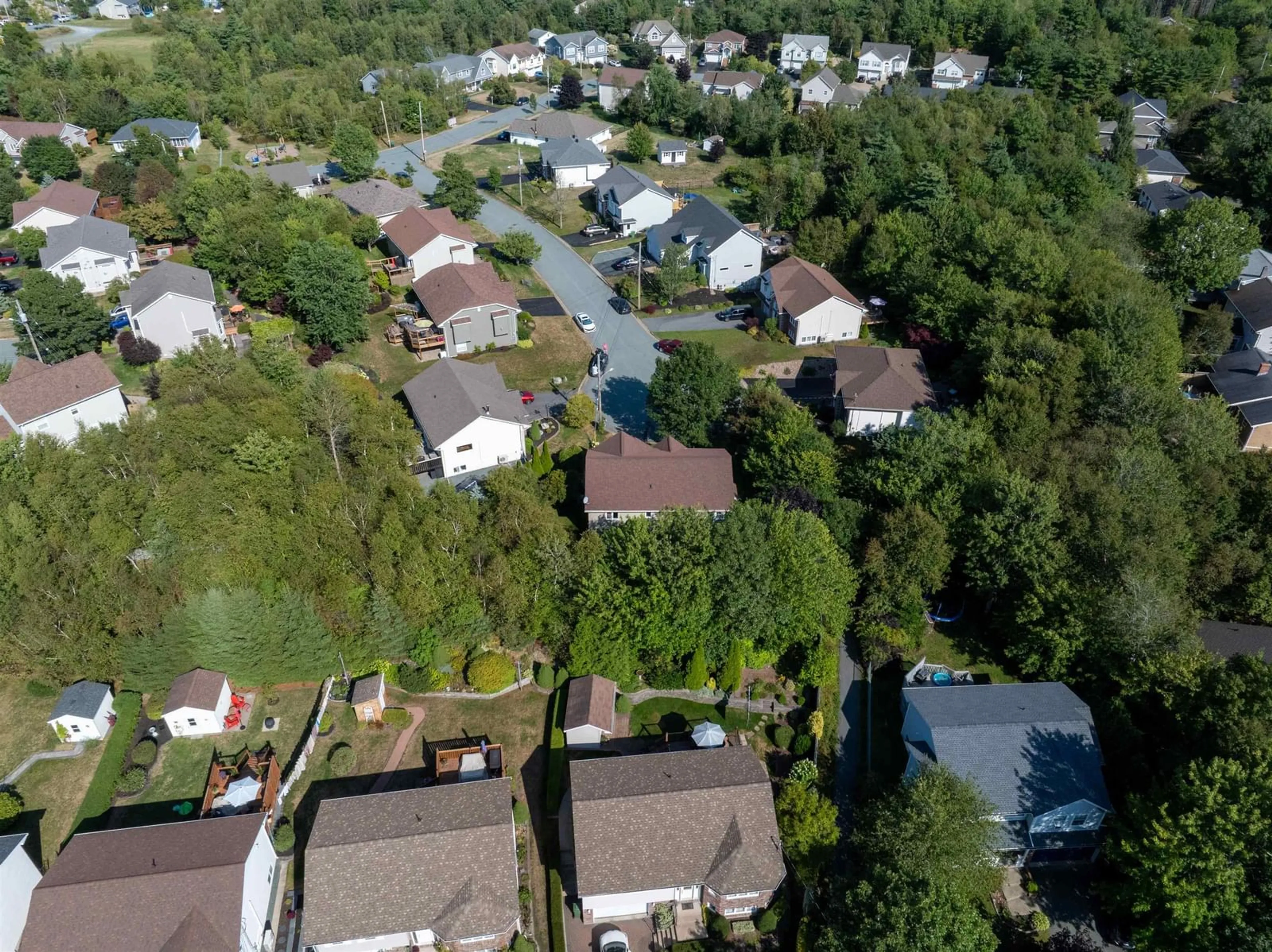 A pic from outside/outdoor area/front of a property/back of a property/a pic from drone, street for 39 Hazelnut Crt, Dartmouth Nova Scotia B2X 3V4