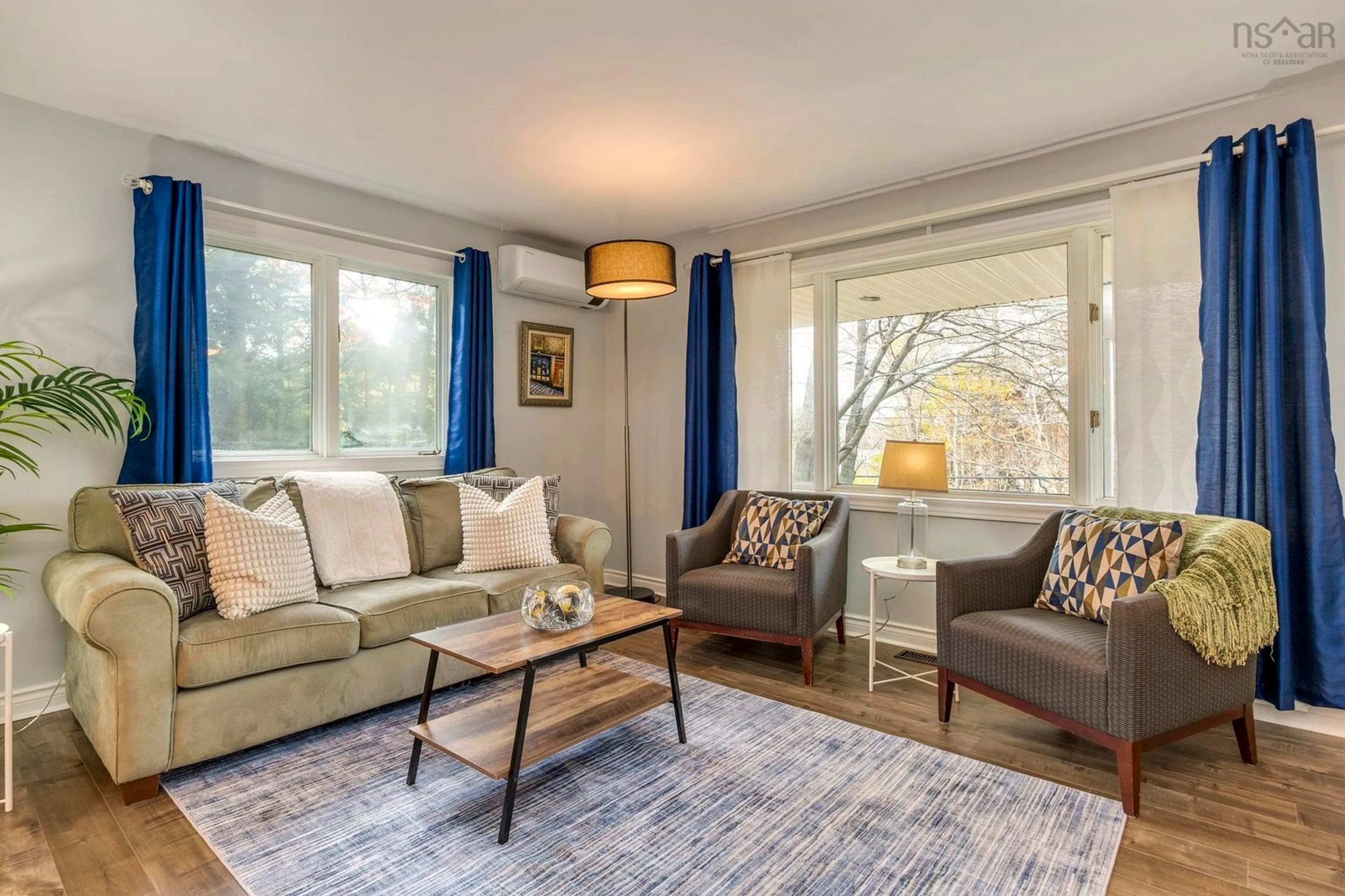 Living room with furniture, unknown for 7 Lake Charles Dr, Dartmouth Nova Scotia B2X 2T1