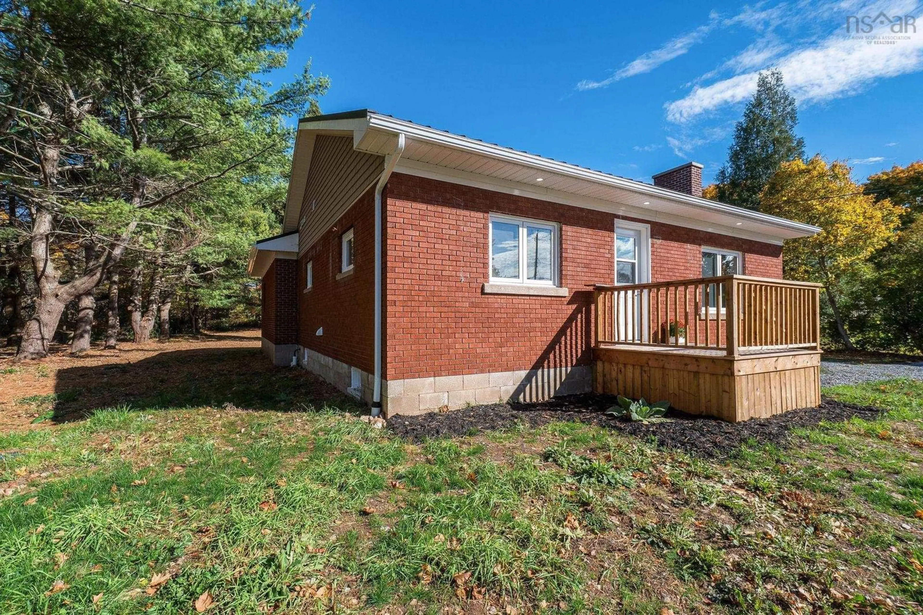 Home with brick exterior material, unknown for 1649 Avondale Rd, Mantua Nova Scotia B0N 2A0