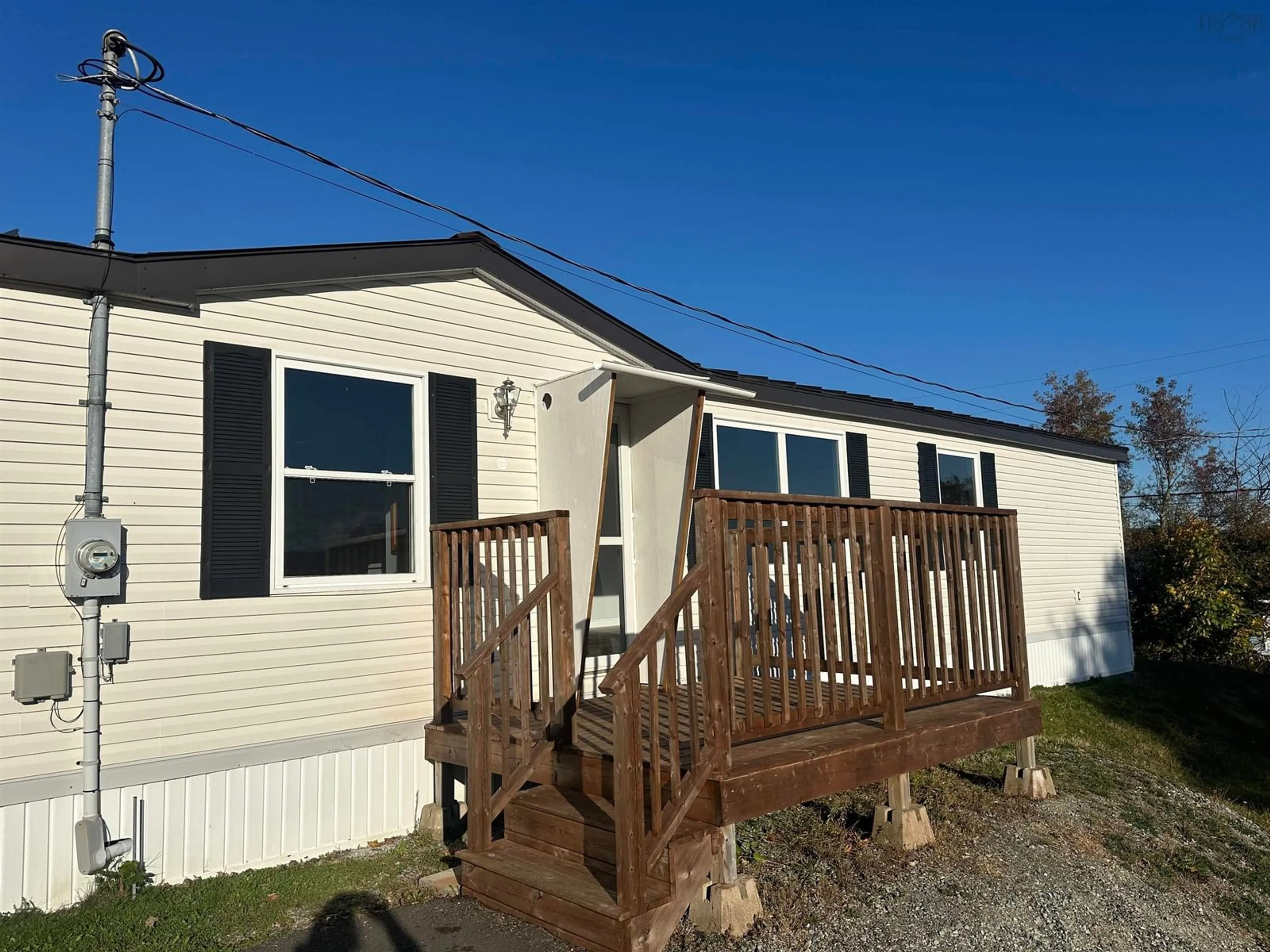 Home with vinyl exterior material, unknown for 5 Sadler St, Port Hastings Nova Scotia B9A 1L8