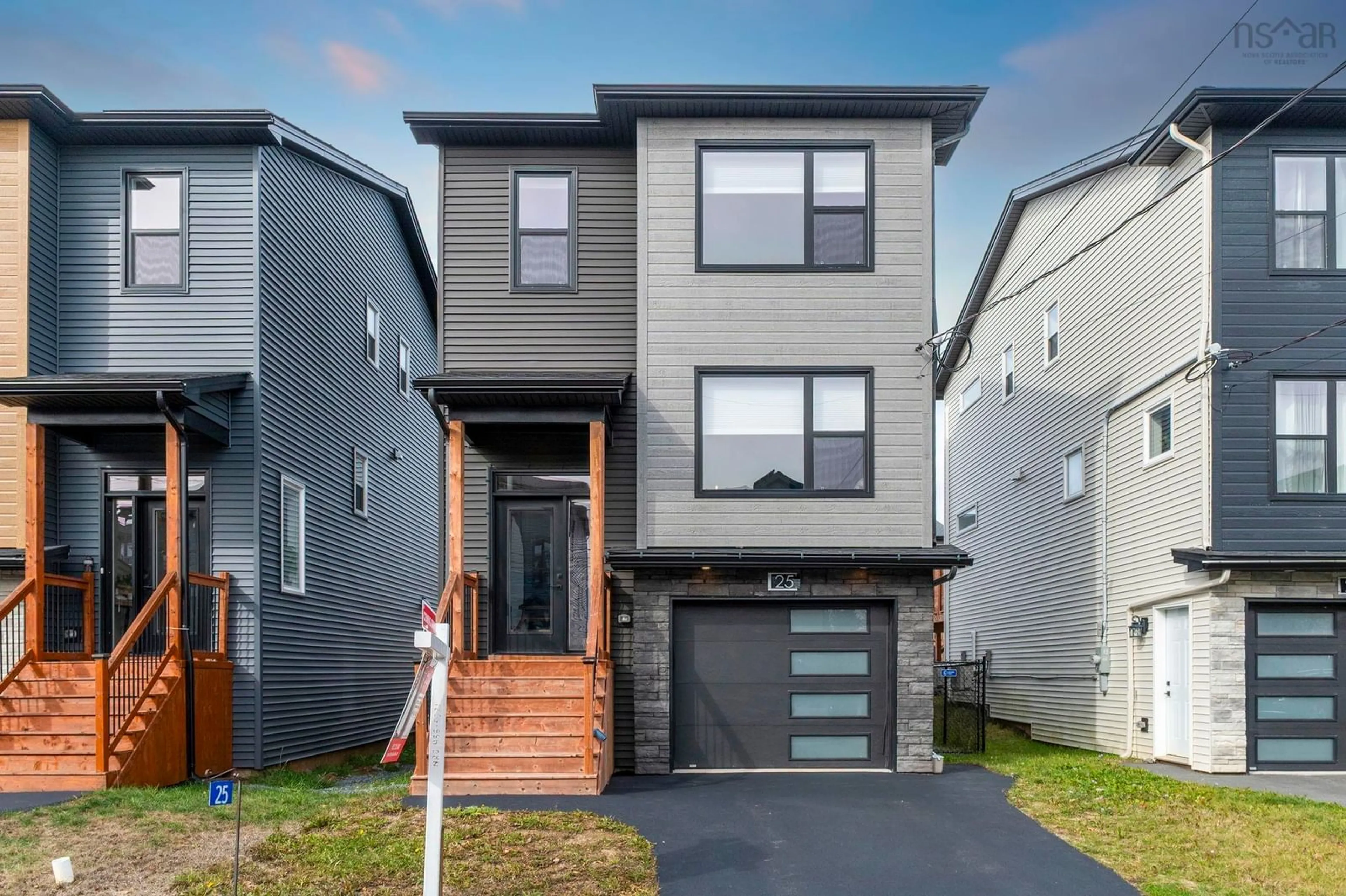 Unknown for 25 Sam Cres, Enfield Nova Scotia B2S 0G9