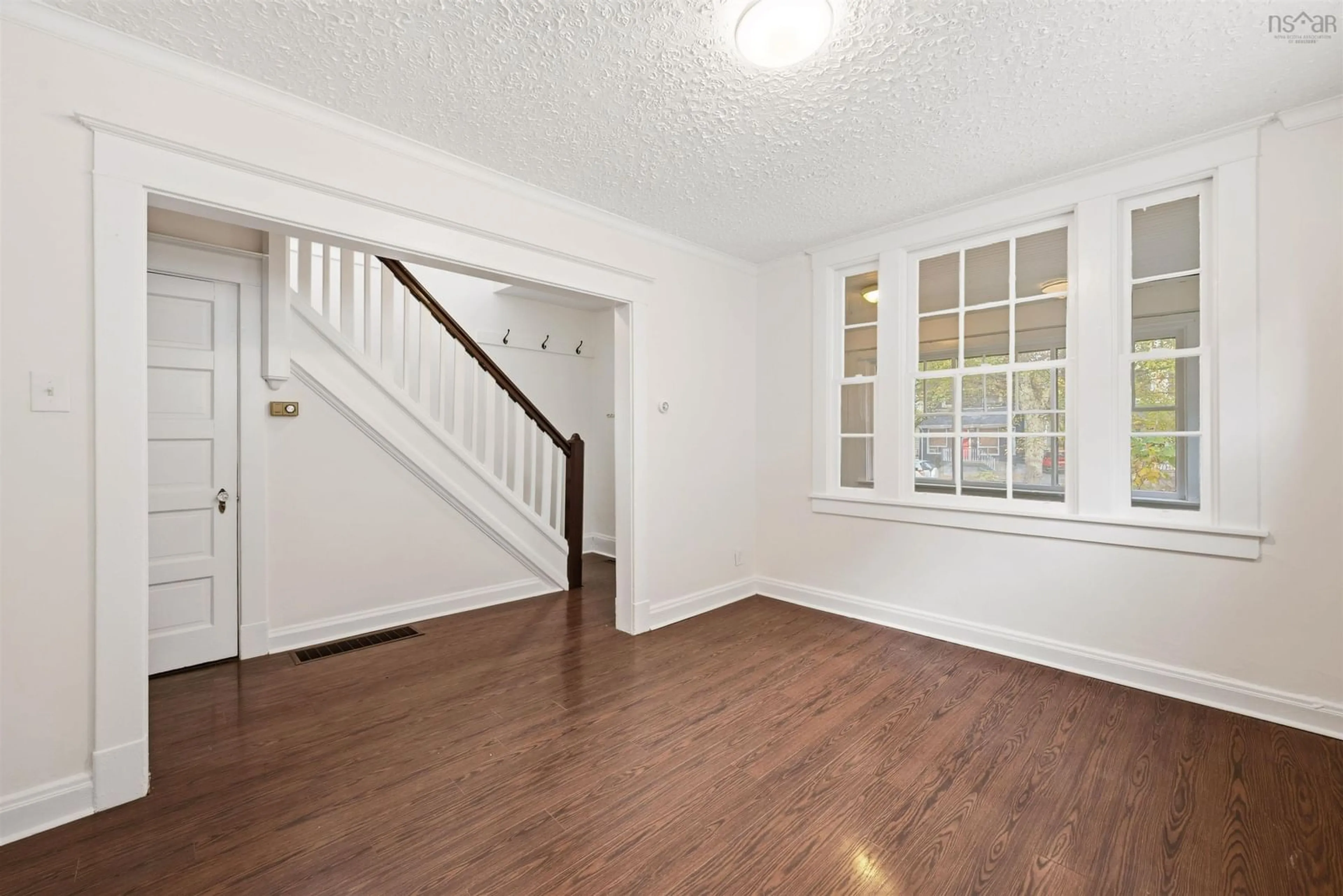 A pic of a room for 3140 Agricola St, Halifax Nova Scotia B3K 4G5