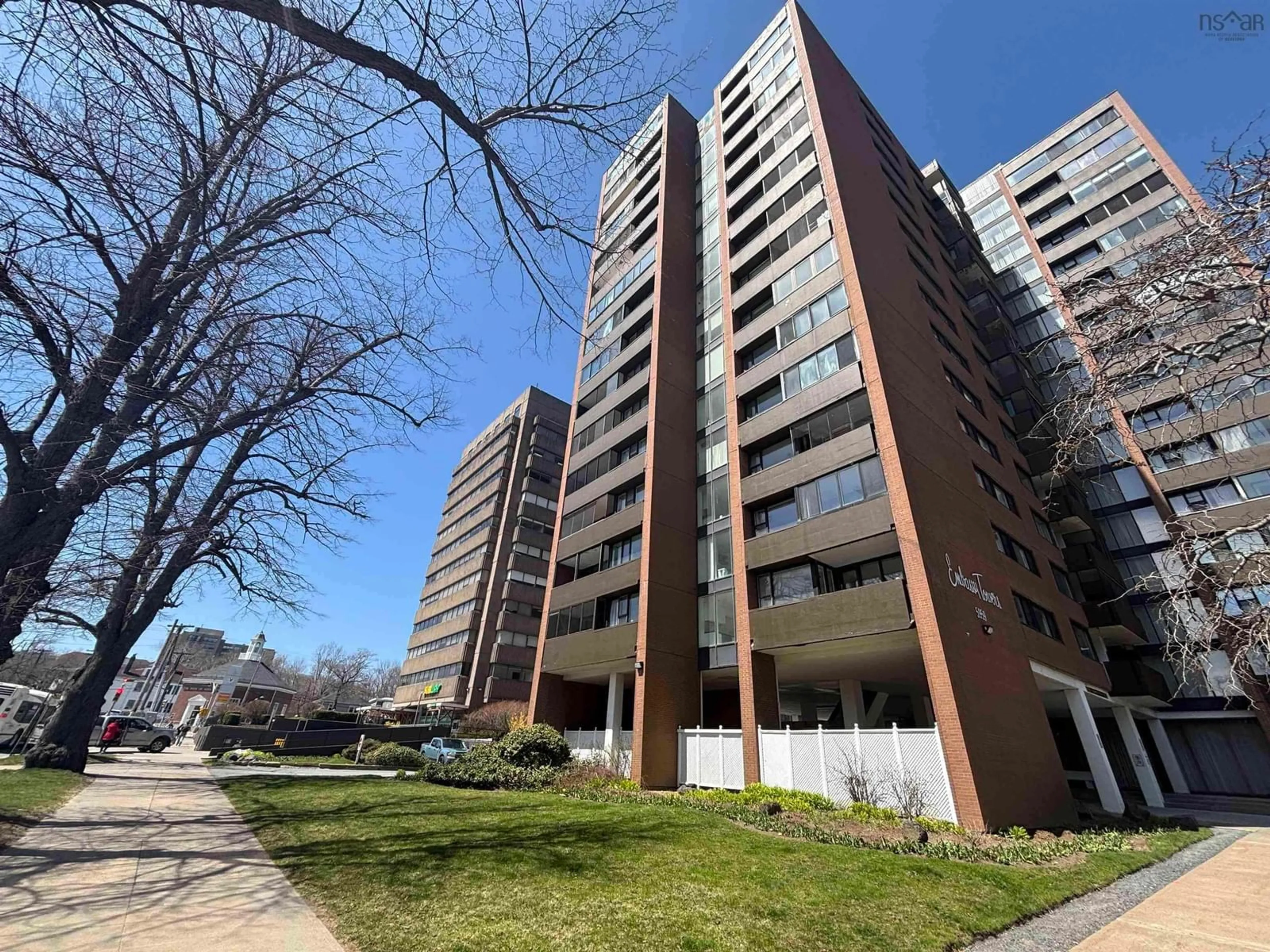 A pic from outside/outdoor area/front of a property/back of a property/a pic from drone, street for 5959 Spring Garden Rd #1602, Halifax Nova Scotia B3H 1Y5