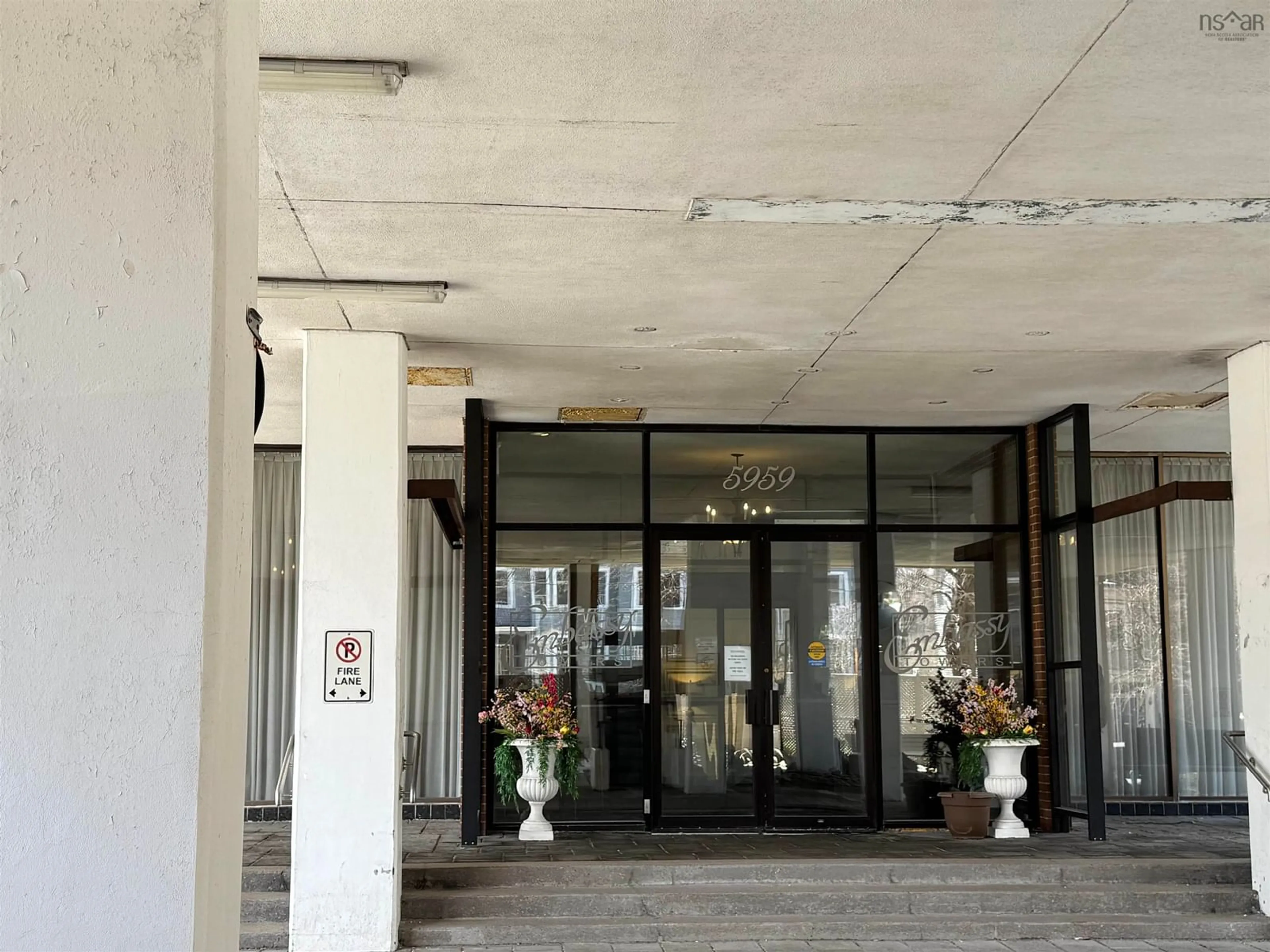 Lobby for 5959 Spring Garden Rd #1602, Halifax Nova Scotia B3H 1Y5
