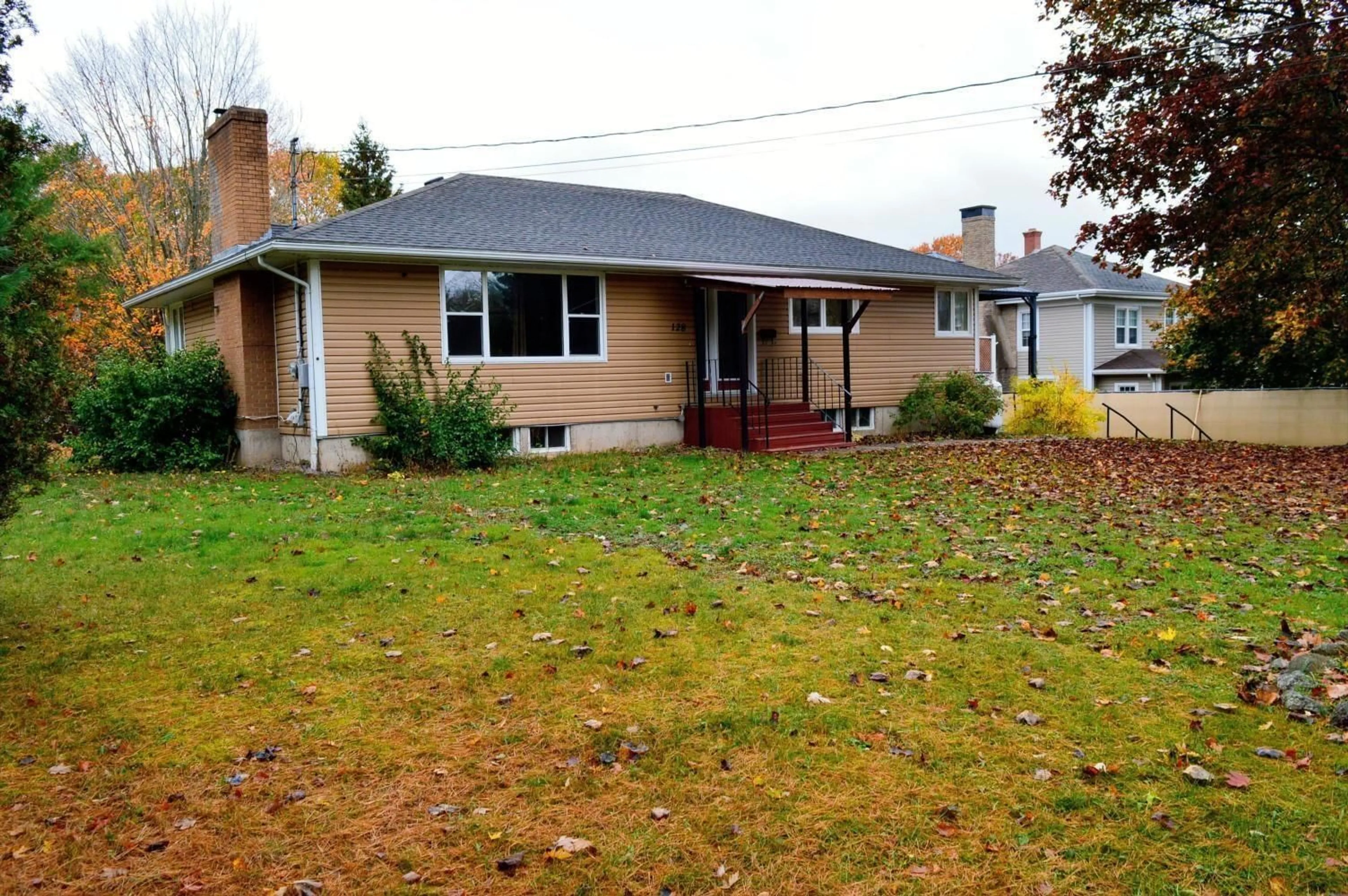 Unknown for 128 Oakdene Ave, Kentville Nova Scotia B4N 2C1