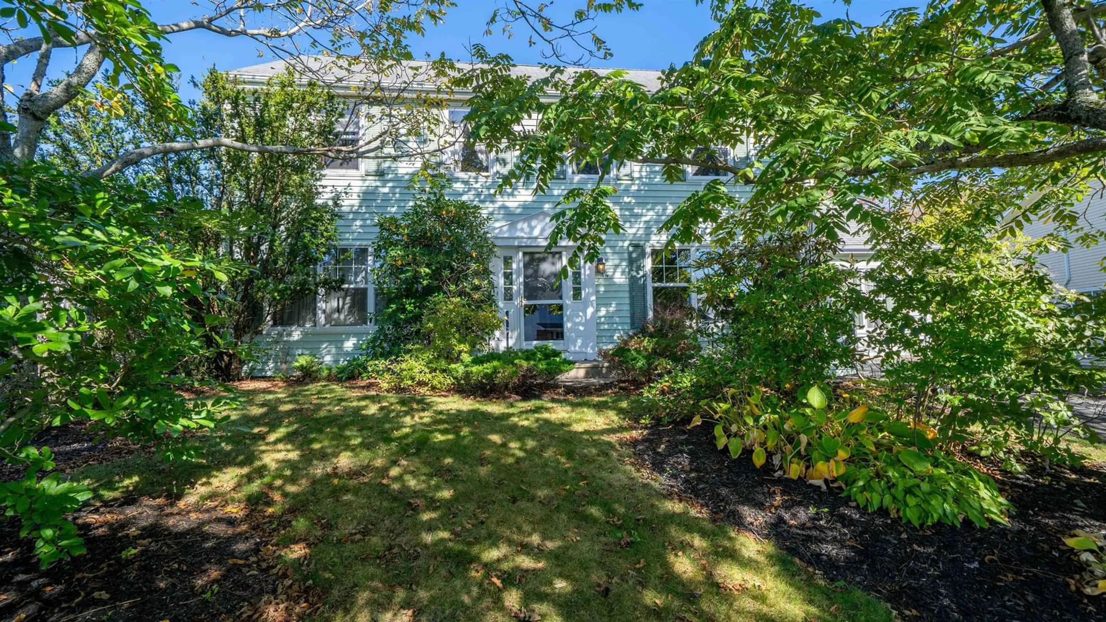 A pic from outside/outdoor area/front of a property/back of a property/a pic from drone, street for 14 Regal Rd, Dartmouth Nova Scotia B2W 4Z7