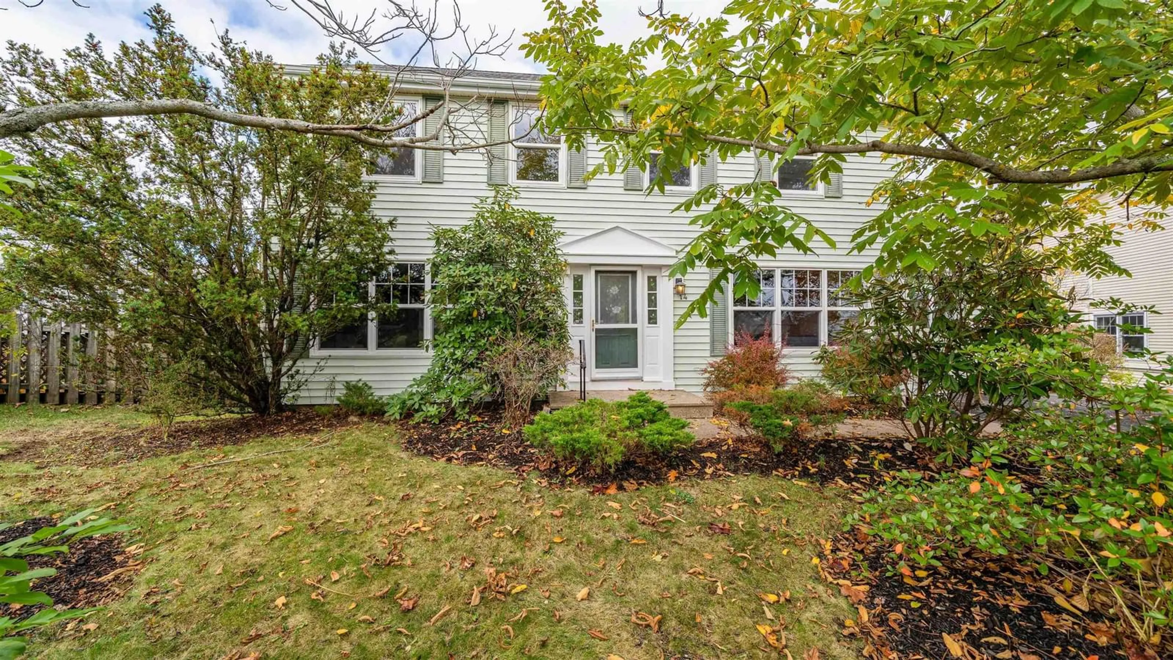 Unknown for 14 Regal Rd, Dartmouth Nova Scotia B2W 4Z7