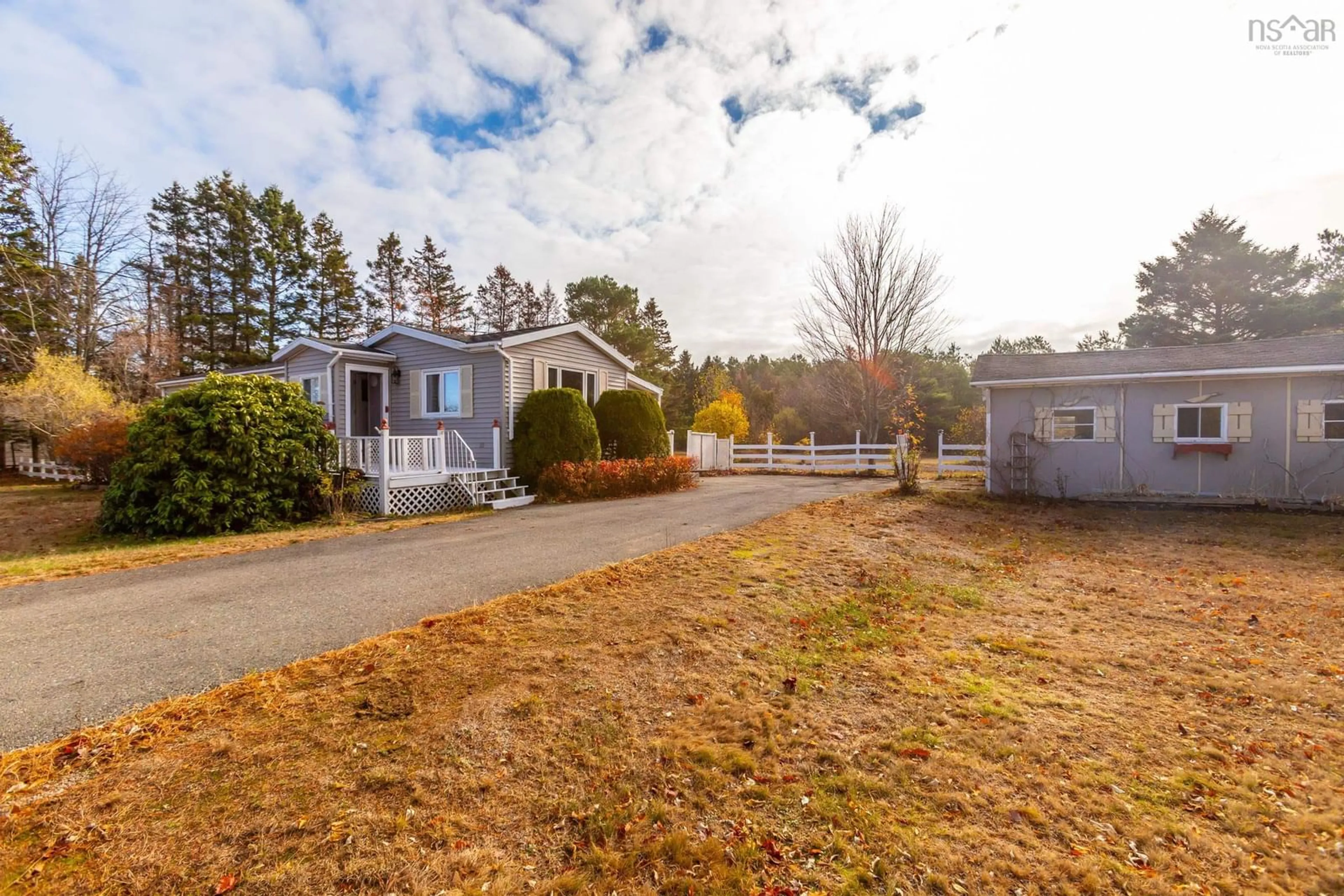 A pic from outside/outdoor area/front of a property/back of a property/a pic from drone, unknown for 8894 Highway 201, Nictaux Nova Scotia B0S 1P0