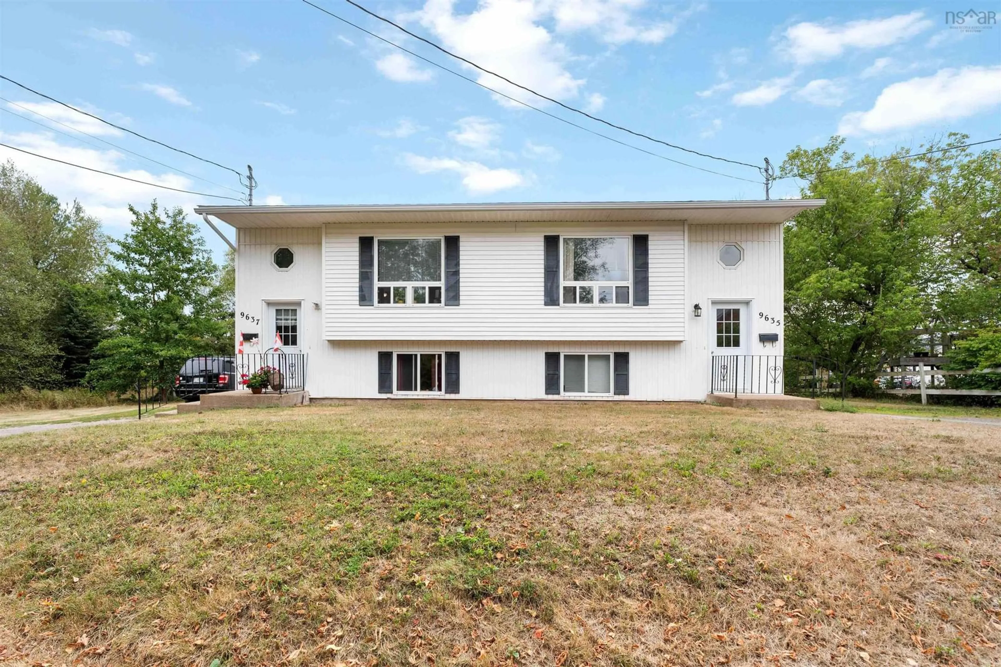 Unknown for 9635/9637 Commercial St, New Minas Nova Scotia B4N 3G6