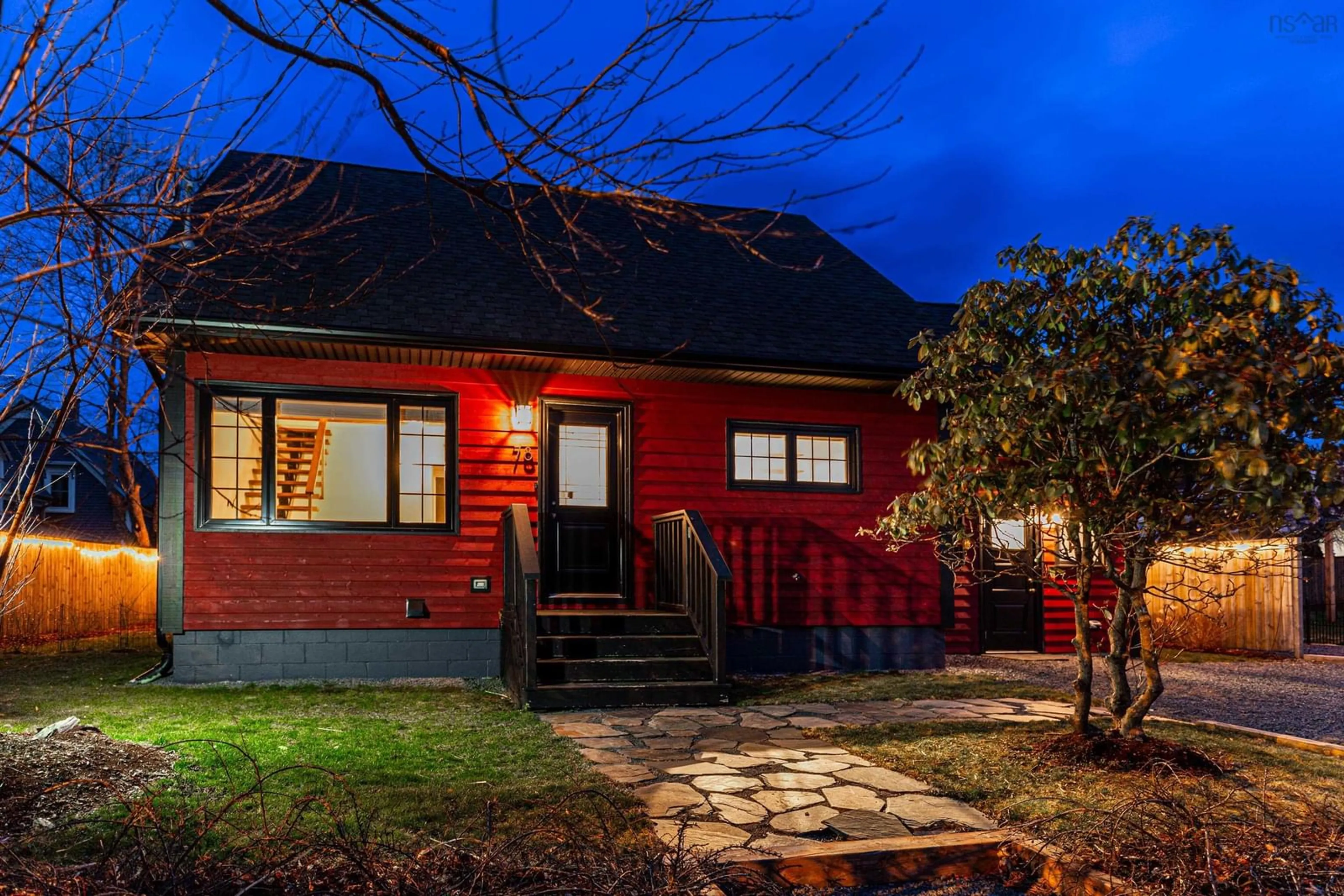 Unknown for 78 Lawrence St, Lunenburg Nova Scotia B0J 2C0