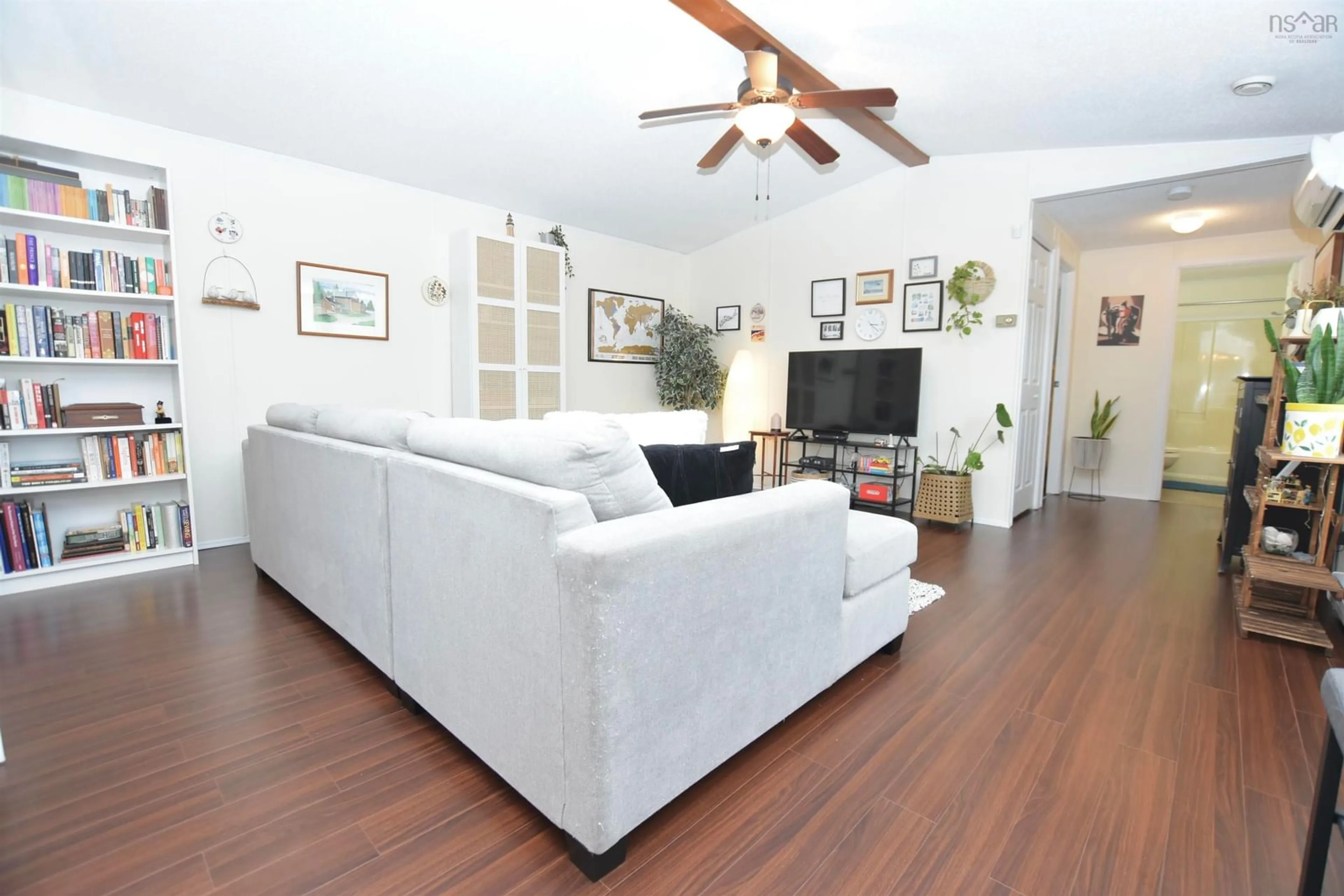 Living room with furniture, wood/laminate floor for 46 Bonnie Brae Dr, Dartmouth Nova Scotia B2W 1E4