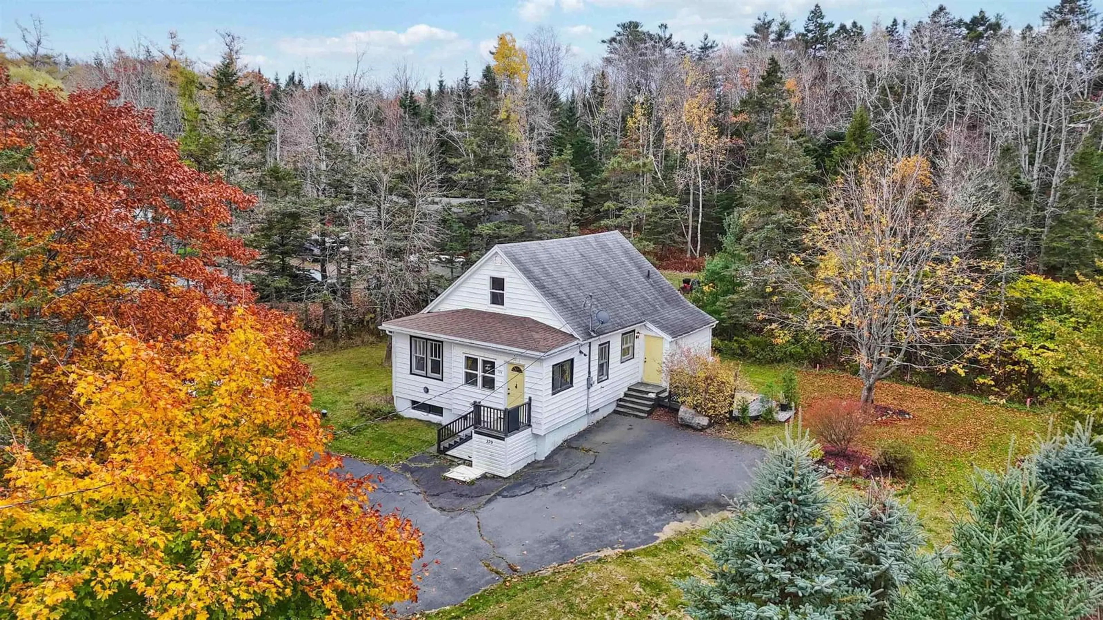 A pic from outside/outdoor area/front of a property/back of a property/a pic from drone, street for 379 Bissett Rd, Cole Harbour Nova Scotia B2V 2T2