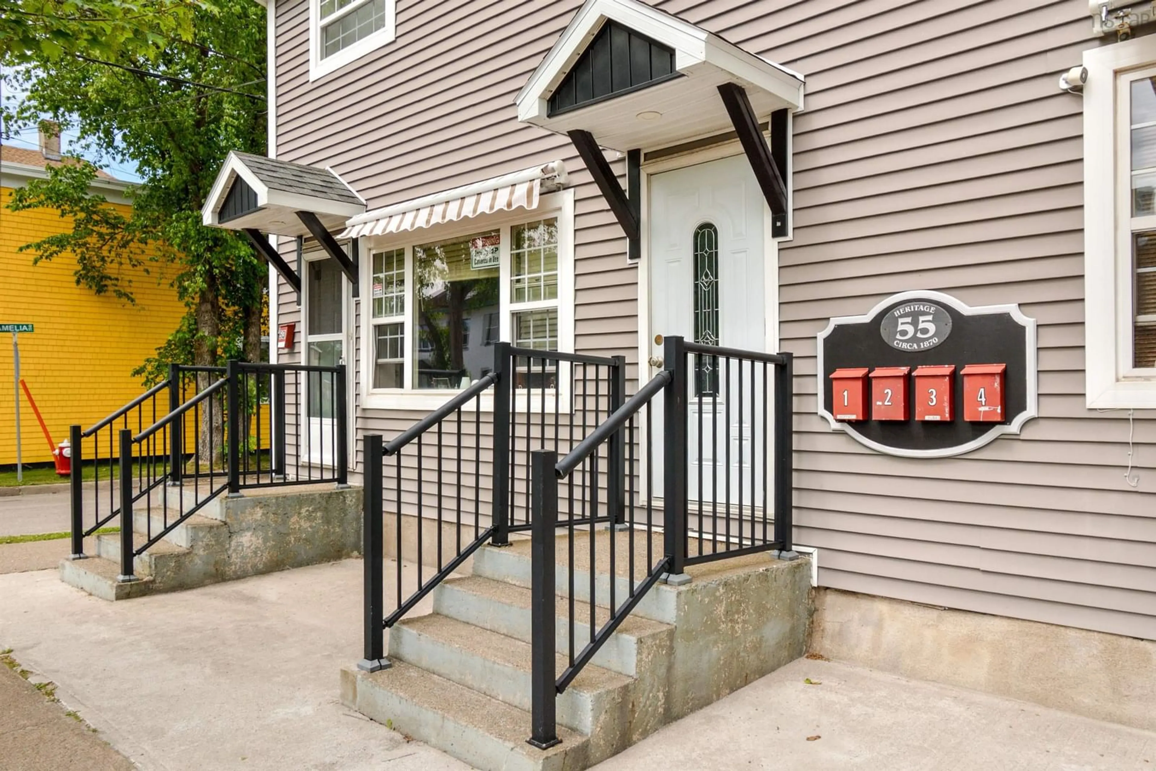 Unknown for 55 Charlotte St, Sydney Nova Scotia B1P 1B8