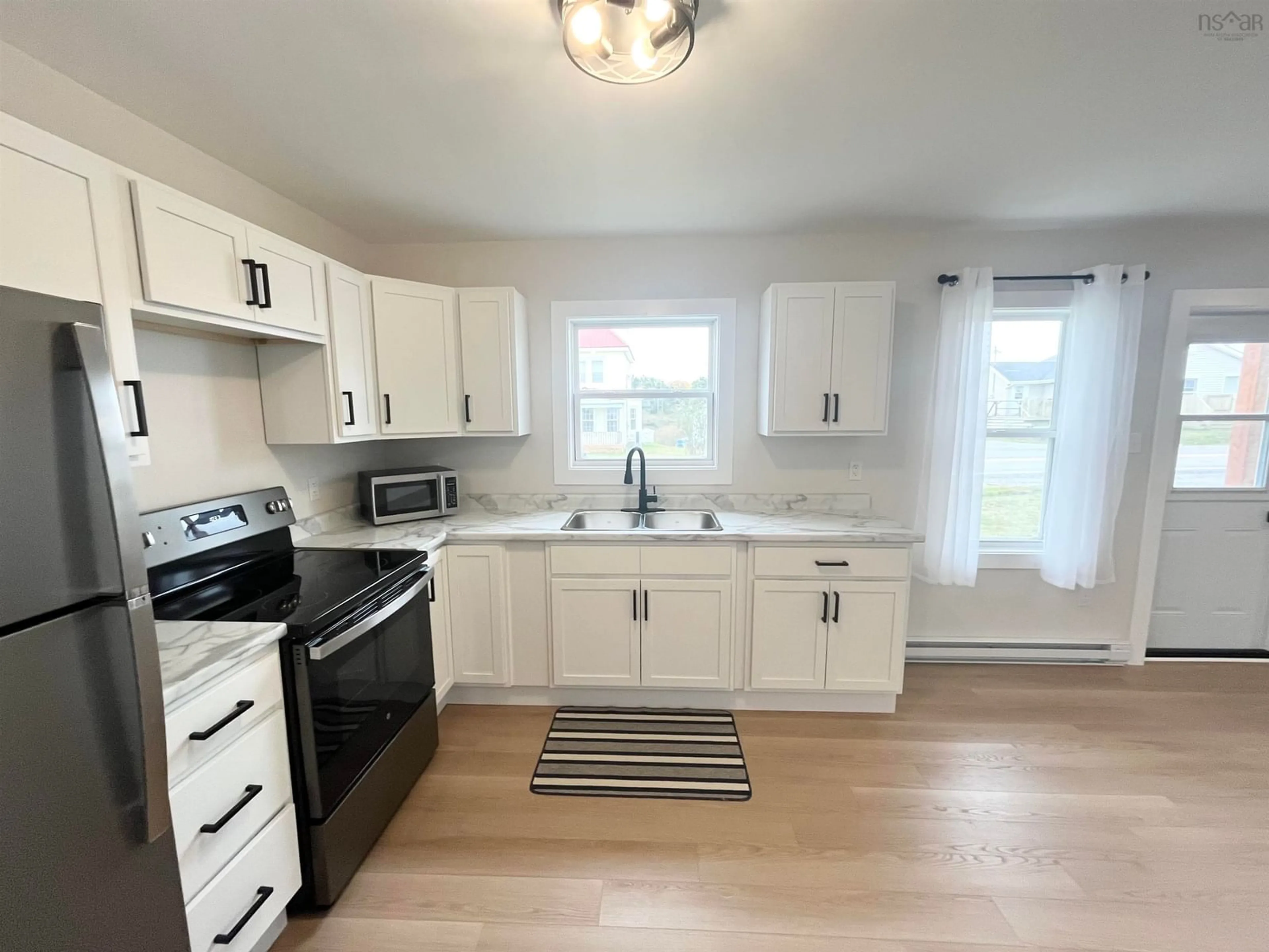 Standard kitchen, unknown for 1878 Highway 330, Newellton Nova Scotia B0W 1P0