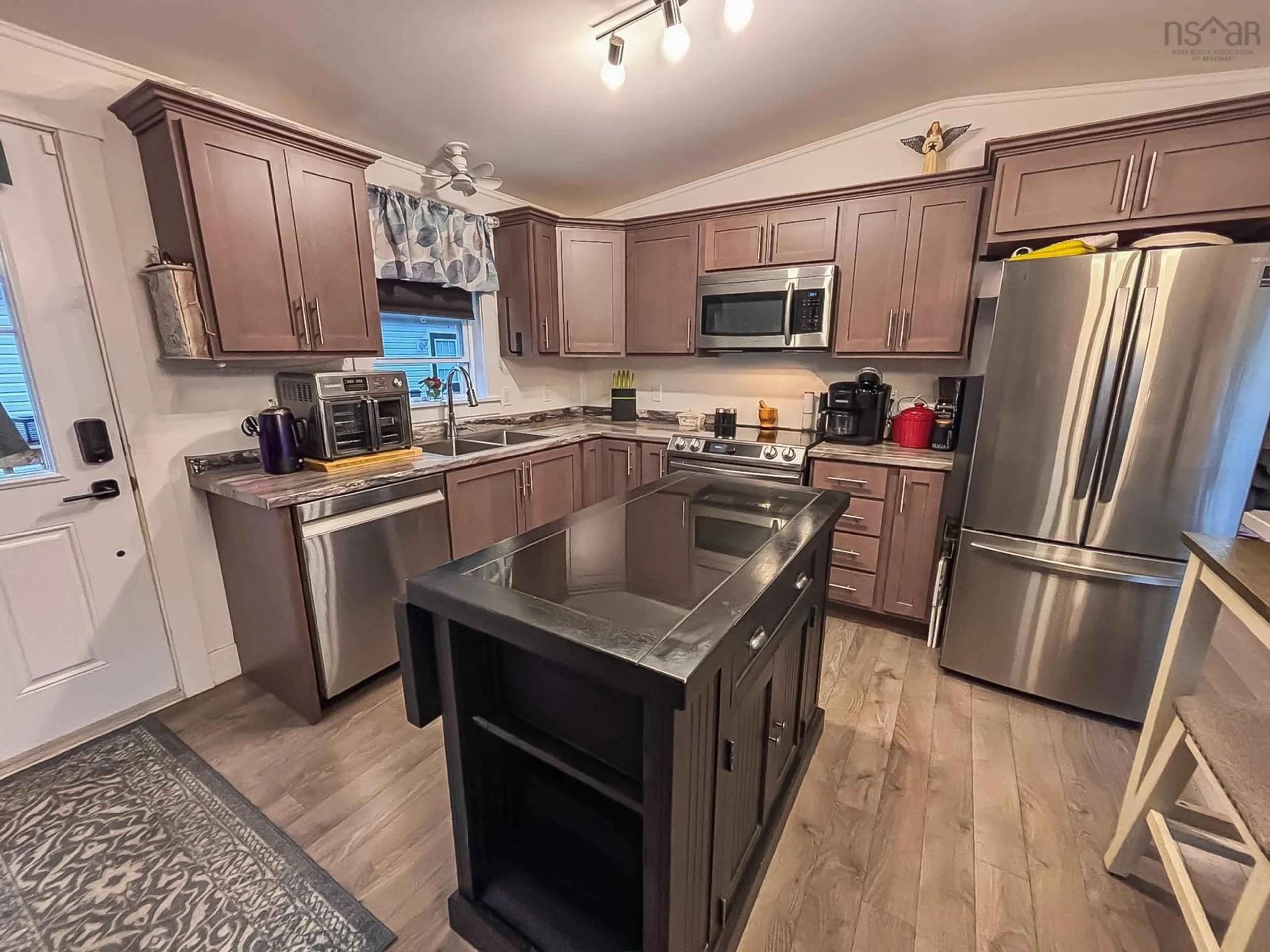 Open concept kitchen, unknown for 116 Sherbrooke Ave, Bridgewater Nova Scotia B4V 4G1