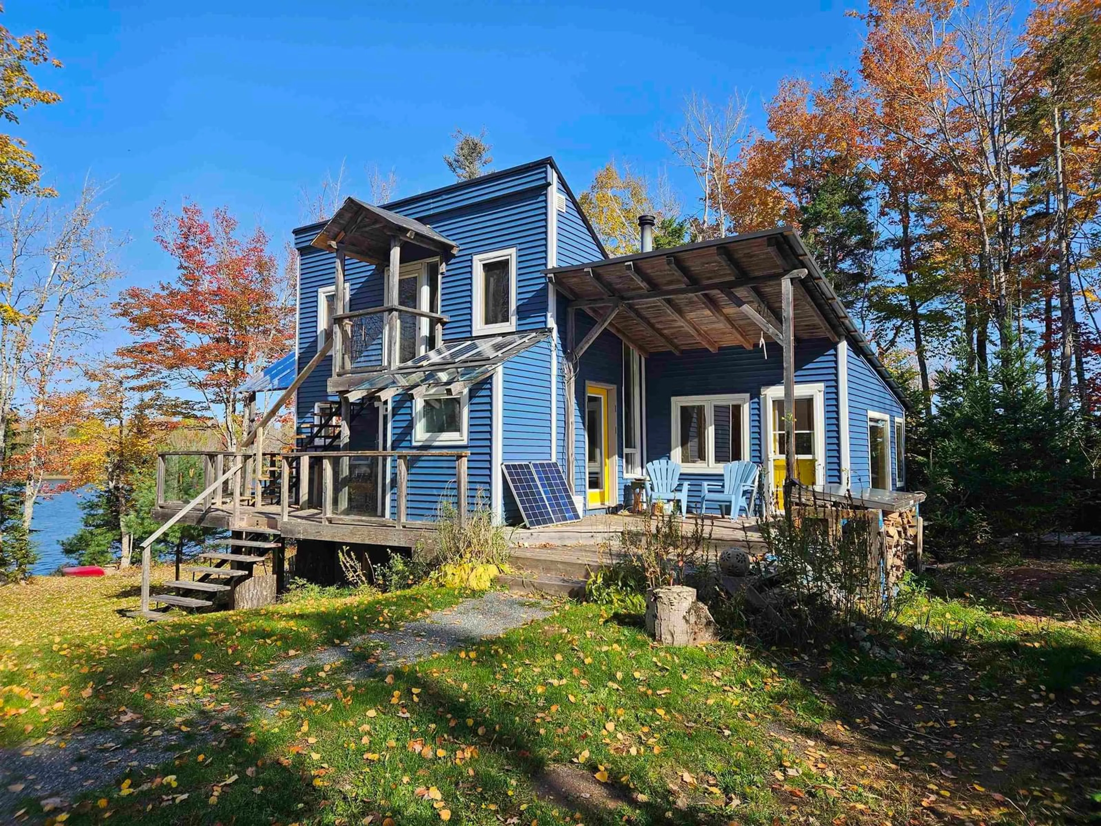 Home with vinyl exterior material, unknown for 10201 Hwy #204 Hwy, South Victoria Nova Scotia B0M 1P0