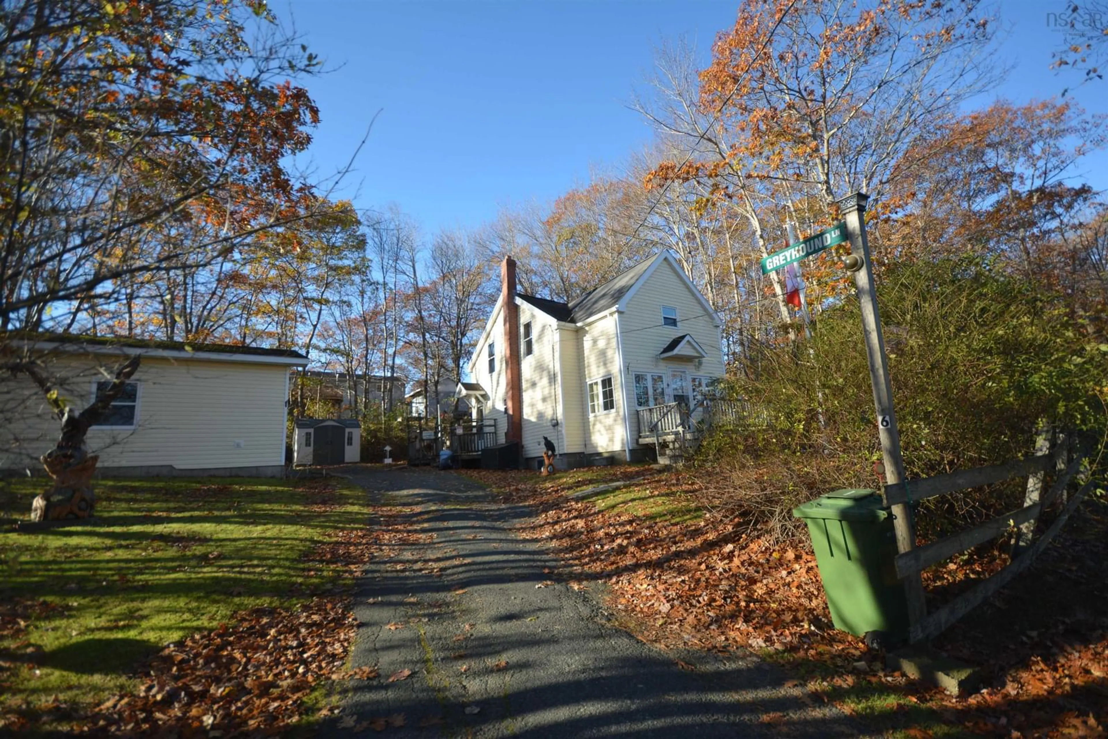 A pic from outside/outdoor area/front of a property/back of a property/a pic from drone, street for 6 Nelson Ave, Halifax Nova Scotia B3P 1V8