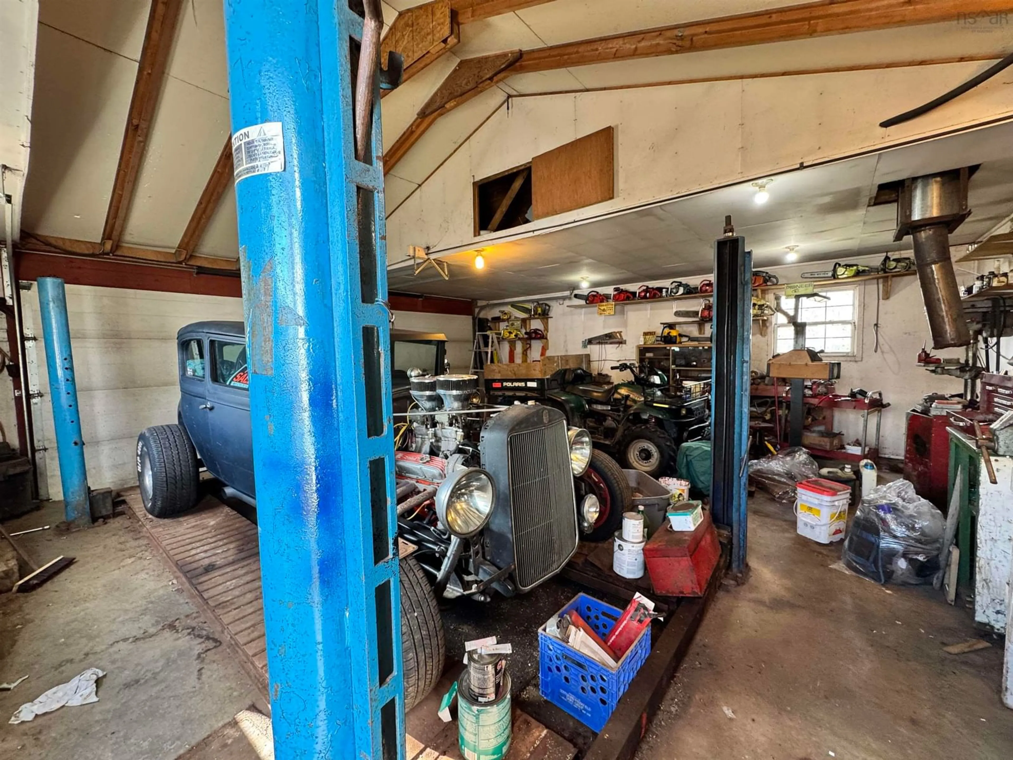 Indoor garage for 1587 Highway 206, West Arichat Nova Scotia B0E 3J0