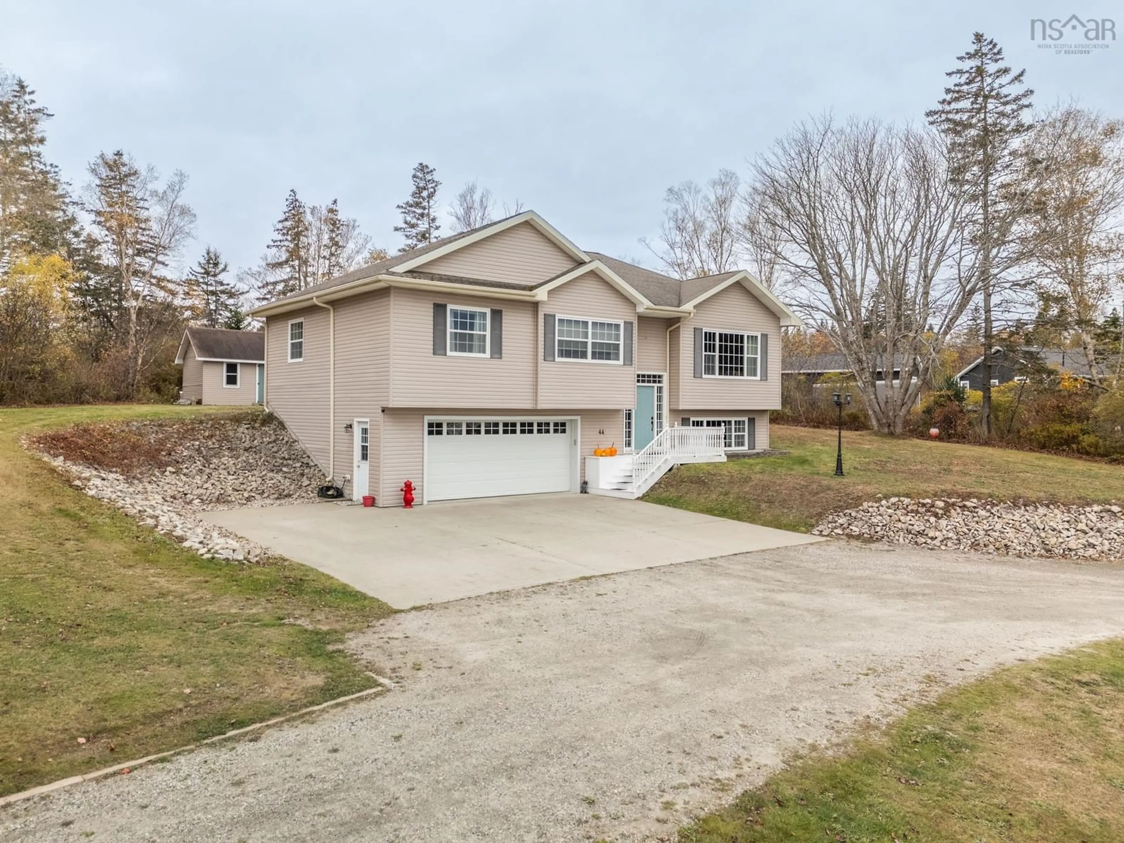 Unknown for 44 Birch Dr, Plymouth Nova Scotia B0W 1B0