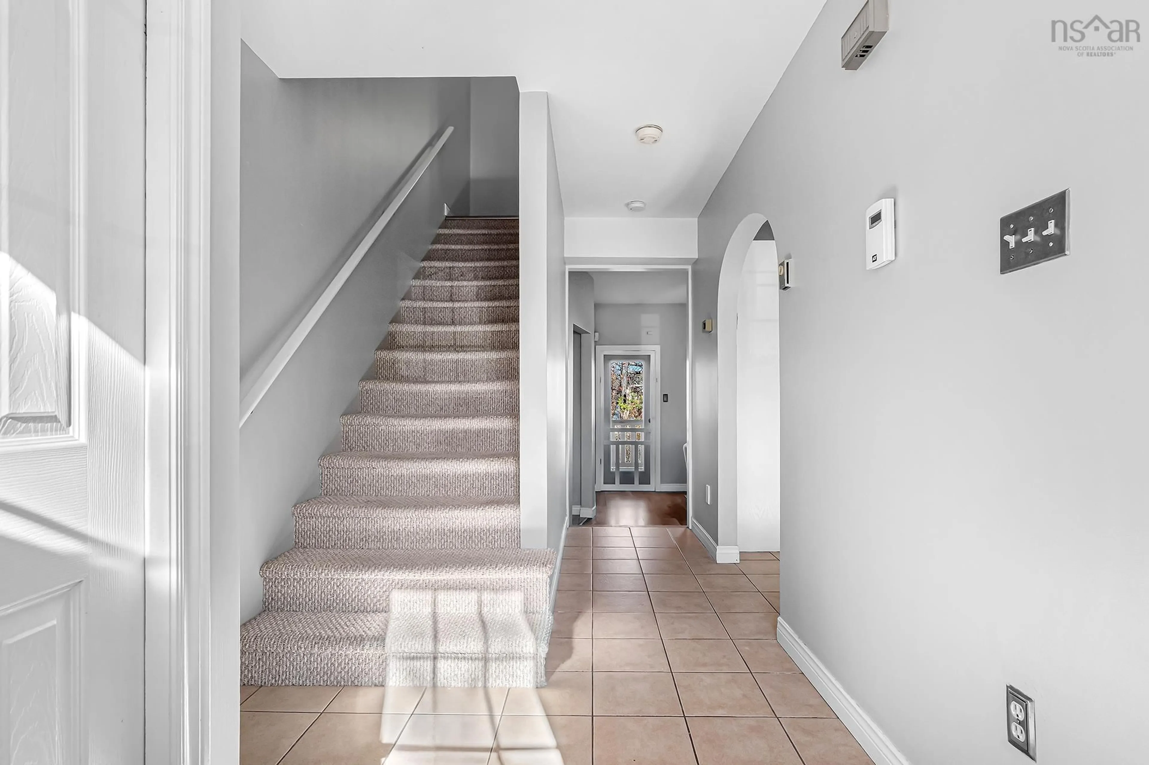 Unknown for 33 Braeside Crt, Dartmouth Nova Scotia B2X 3M9