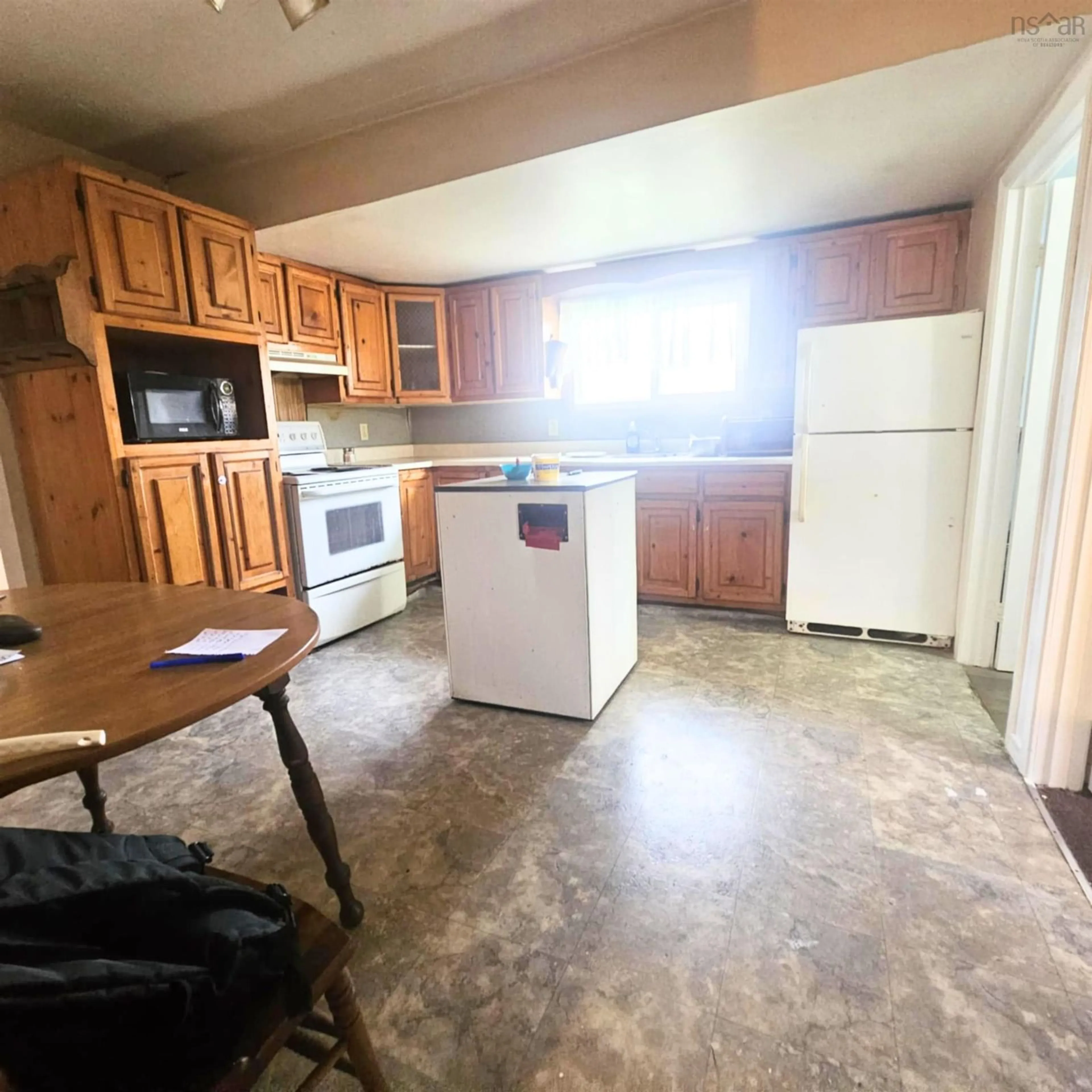 Standard kitchen, unknown for 153 Fulton Ave, Westmount Nova Scotia B1R 1J8
