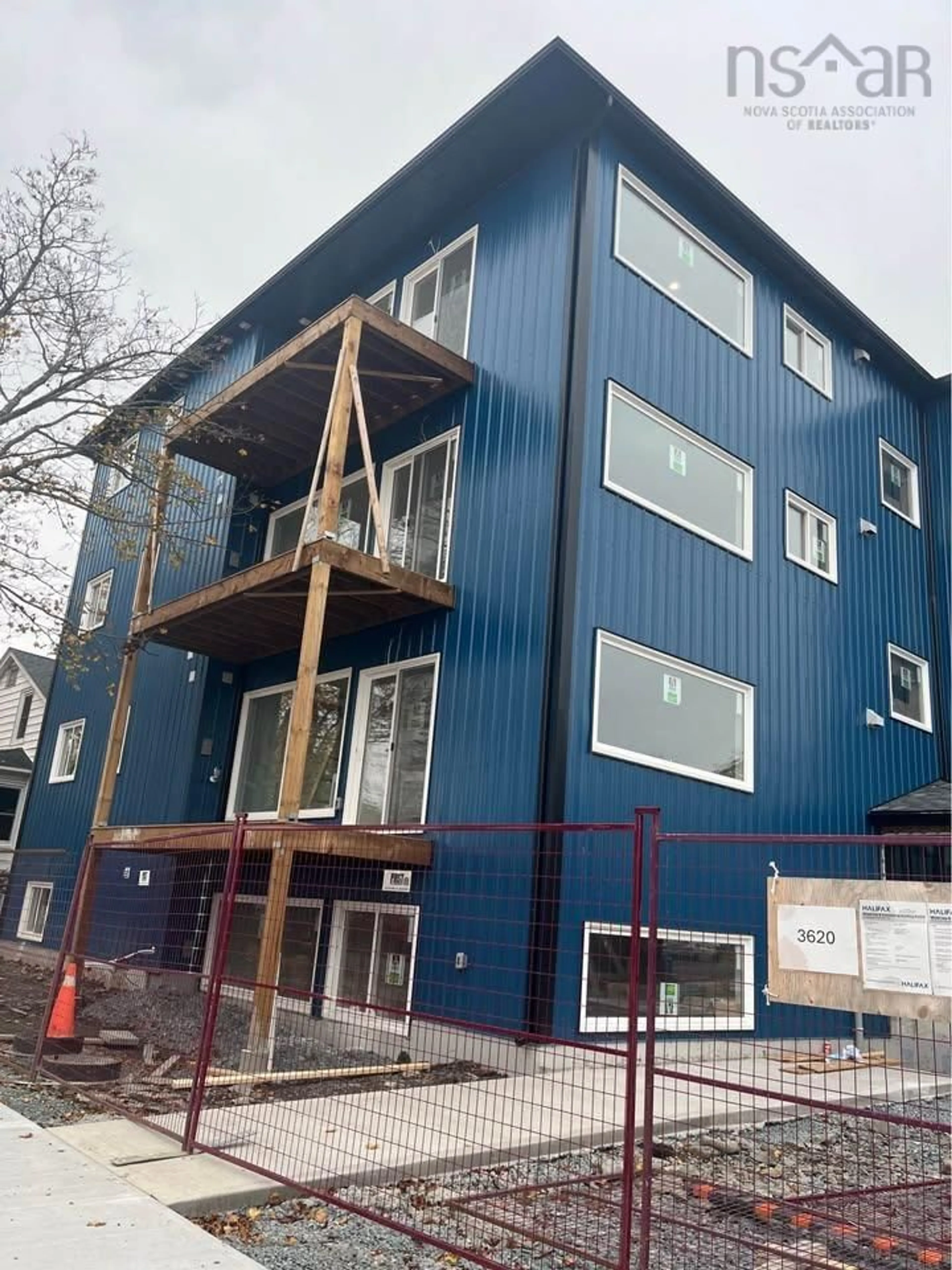 Home with vinyl exterior material, building for 3620 Highland Ave, Halifax Peninsula Nova Scotia B3K 4J7