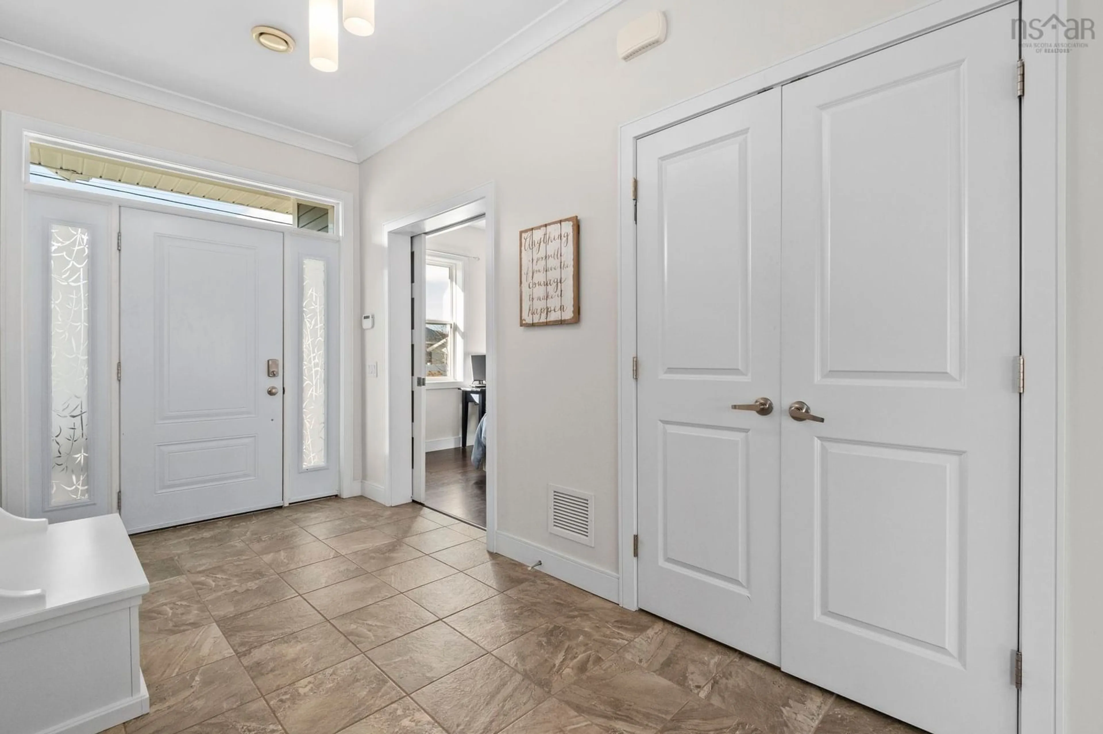 Indoor entryway for 32 Mellowglen Crt, Bedford Nova Scotia B4A 0J8