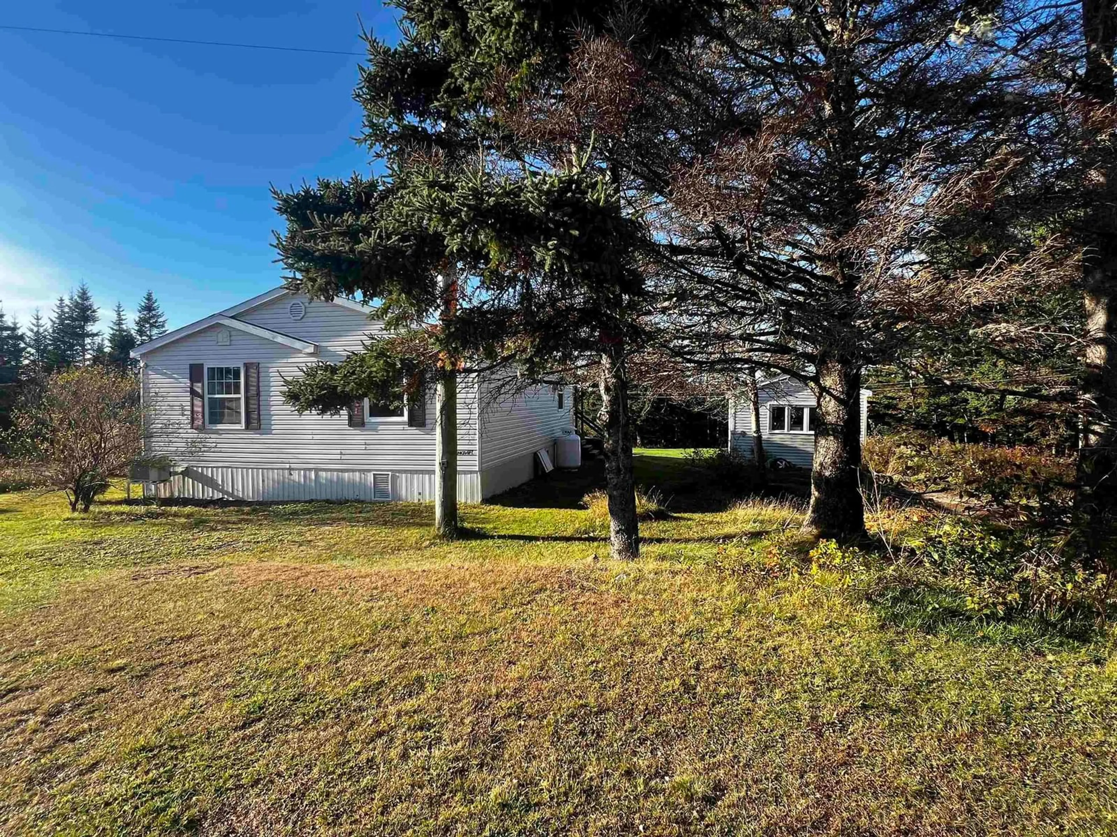 A pic from outside/outdoor area/front of a property/back of a property/a pic from drone, street for 1784 Sonora Rd, Sonora Nova Scotia B0J 3C0