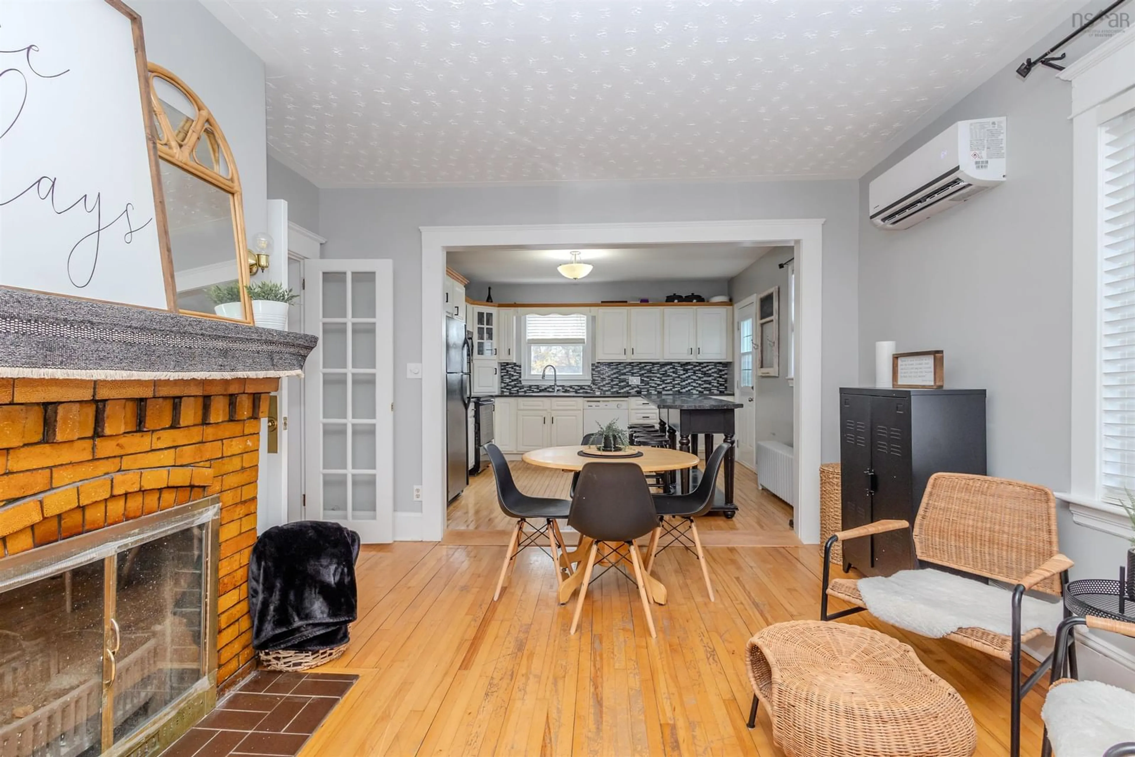 Dining room, wood/laminate floor for 54 Ankerville St, Sydney Nova Scotia B1P 1Y2
