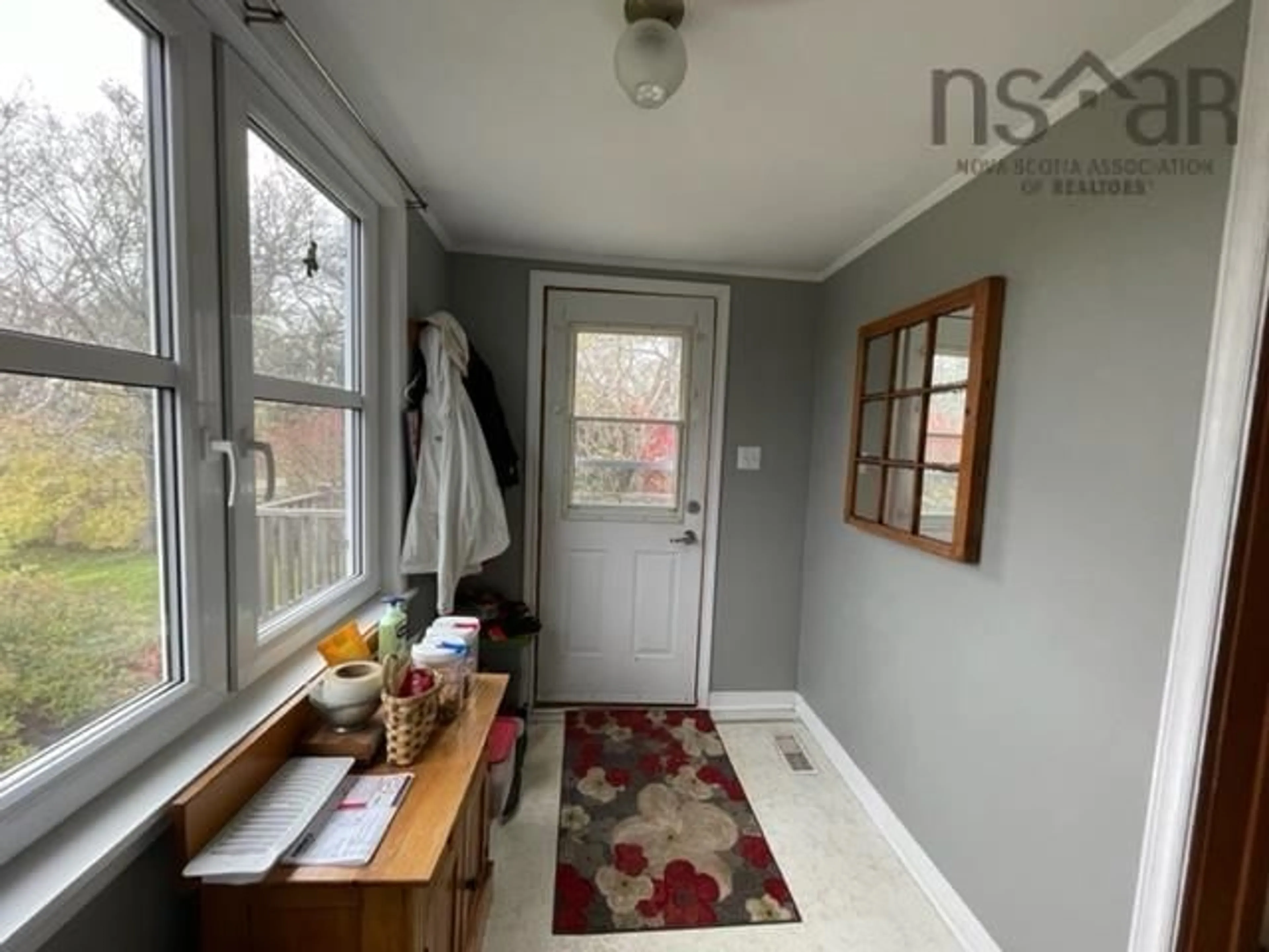 A pic of a room for 115 Queen, Baddeck Nova Scotia B0E 1B0