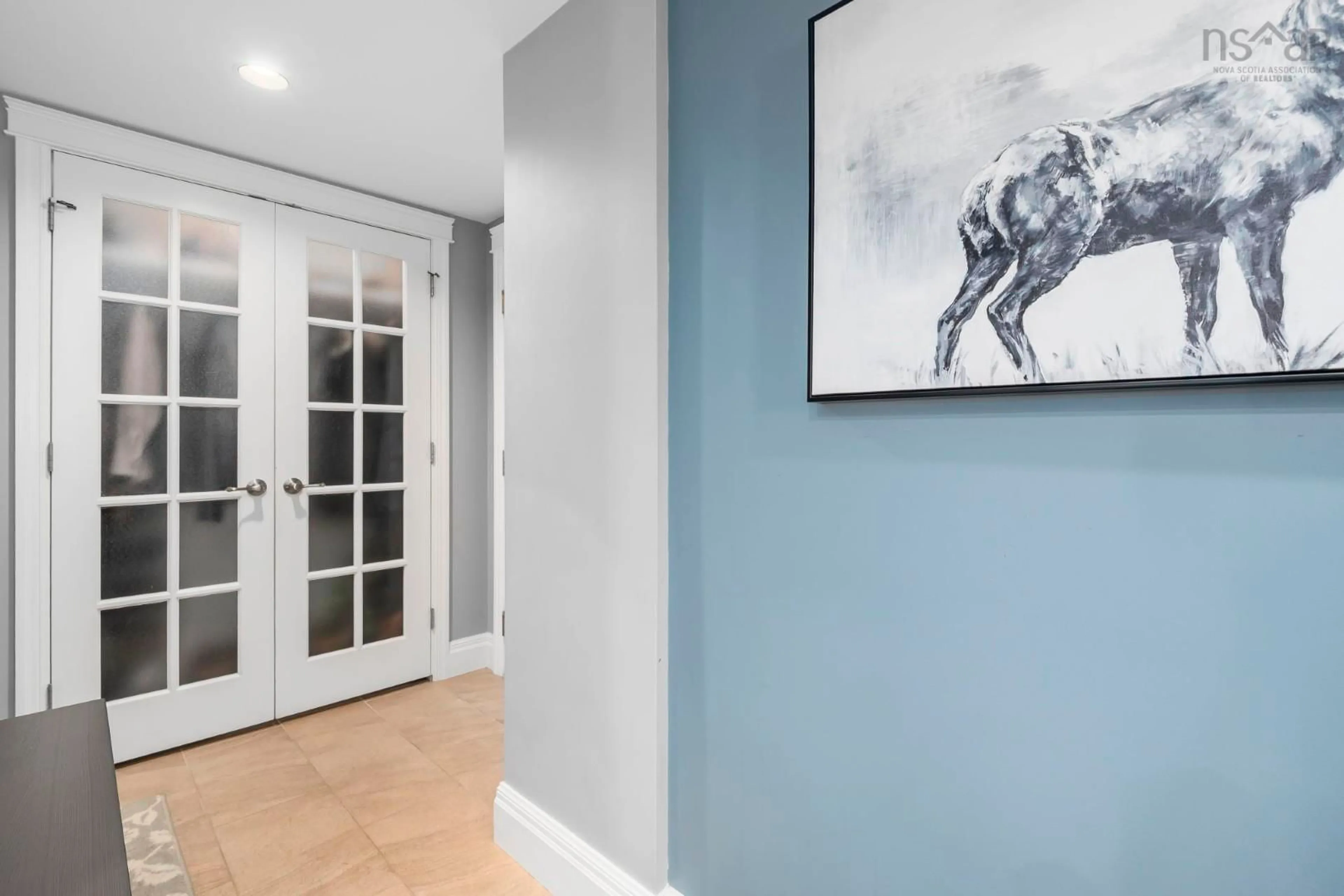 Indoor entryway for 821 45 Vimy Ave, Halifax Nova Scotia B3M 4C5
